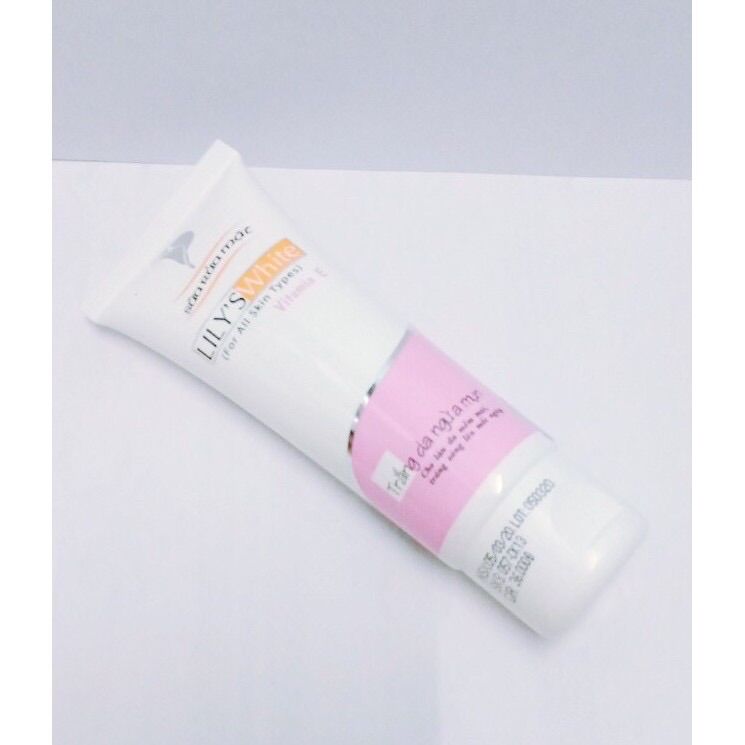 SỮA RỬA MẶT LILY WHITE TRẮNG DA NGỪA MỤN 50g