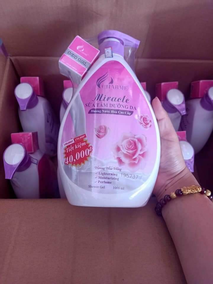 Sữa tắm tặng nước hoa 1000ml