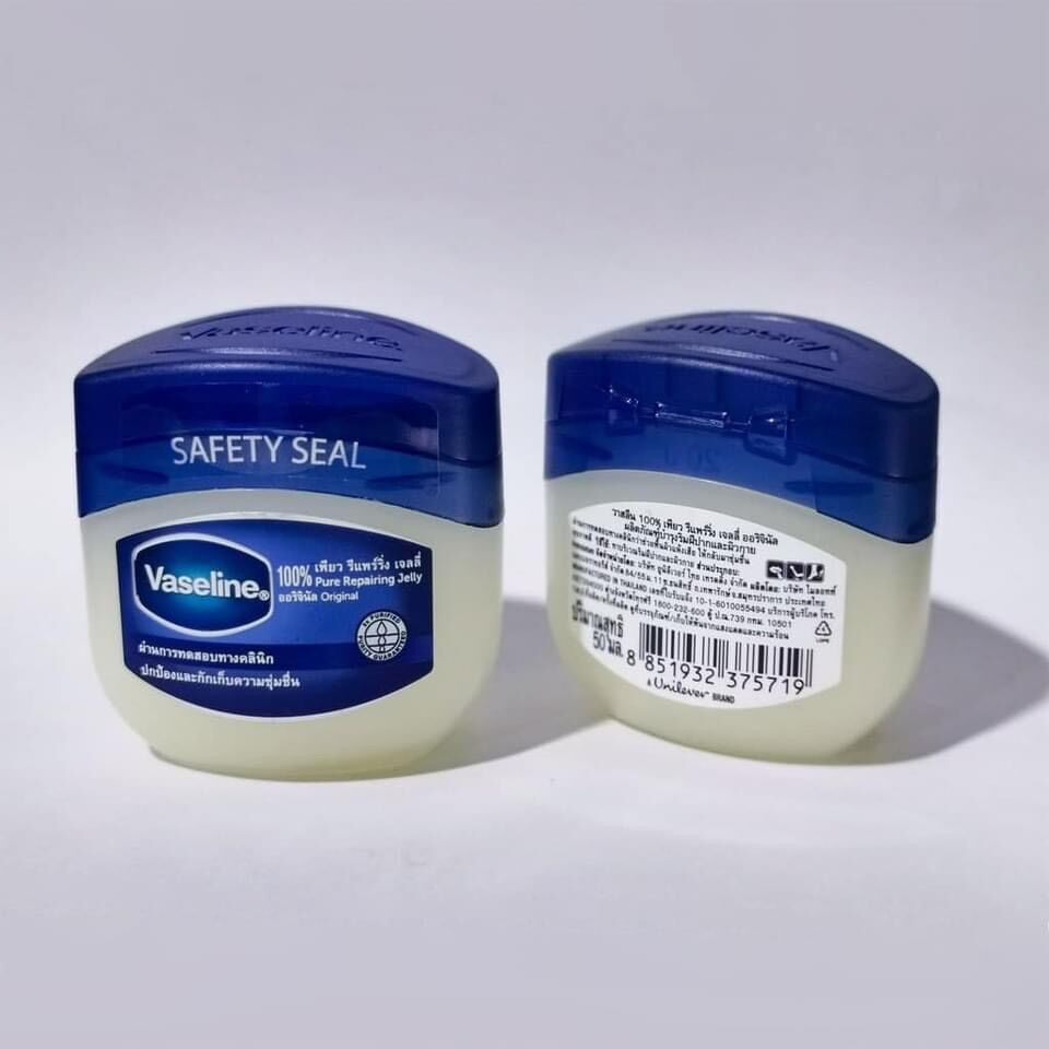 Sáp nẻ vaseline thái lan