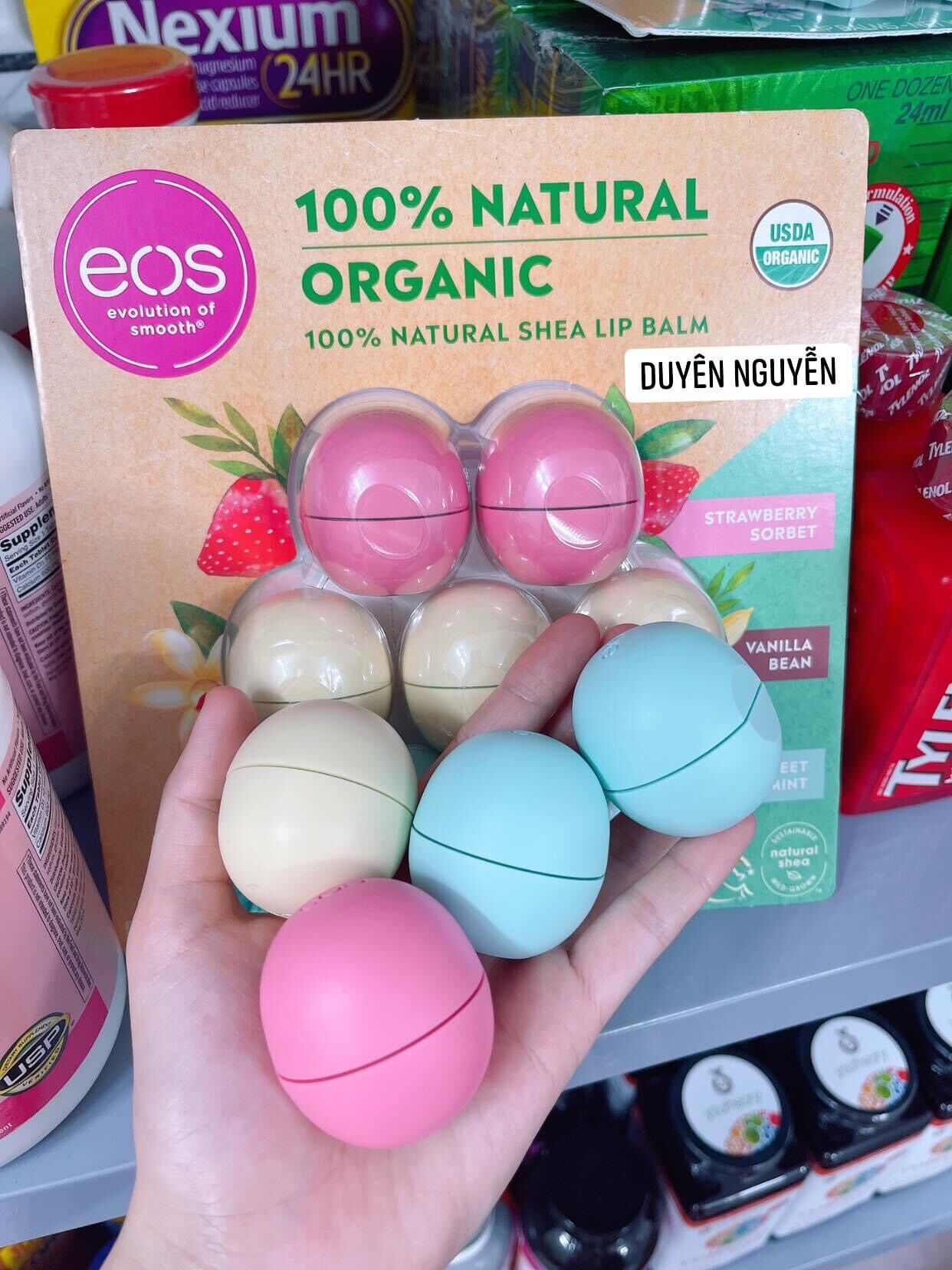 Son dưỡng môi EOS ( qủa trứng ) Natural Organic của mỹ