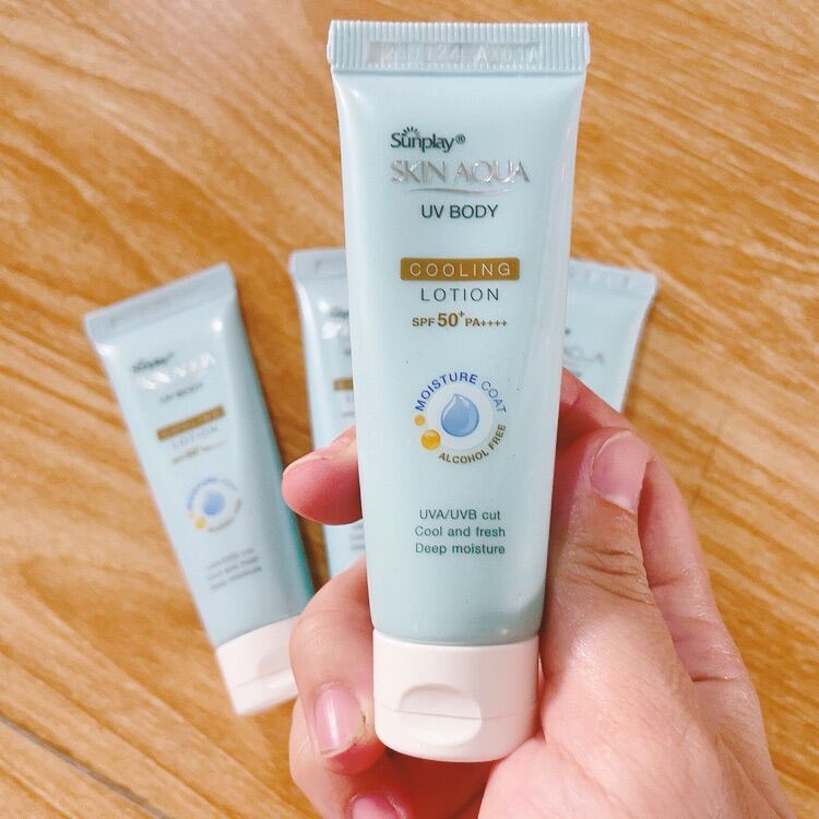 Kem chống nắng dưỡng thể trắng mịn Sunplay Skin Aqua UV Body Whitening Lotion SPF 50+ PA++++ (15g) hàng dùng thử nhập khẩu