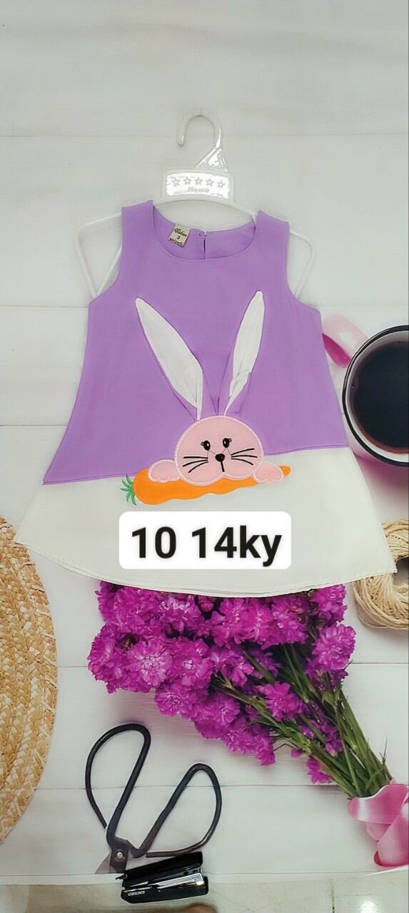 Đầm tết vay be gai