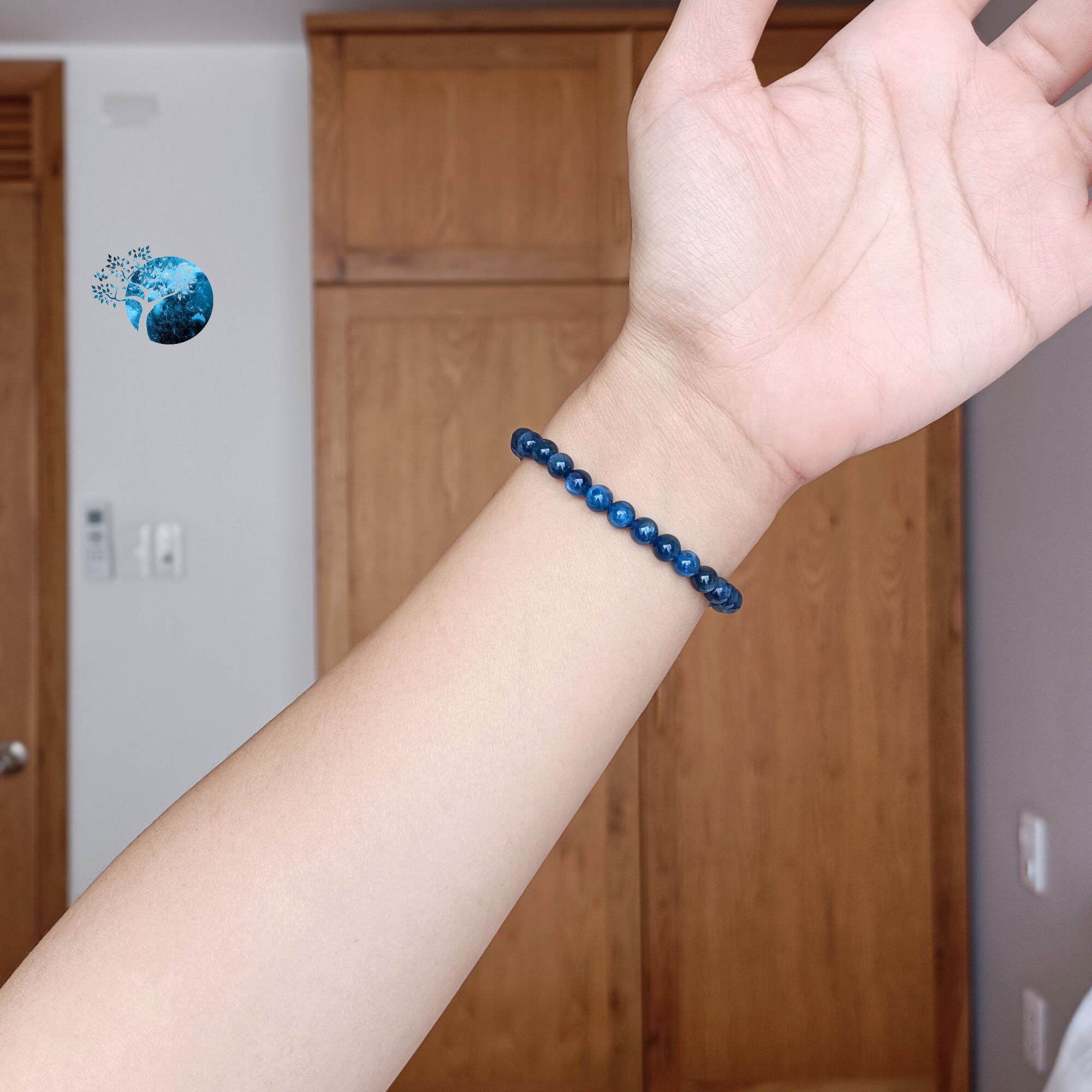 Vòng tay đá kyanite 4.5mm