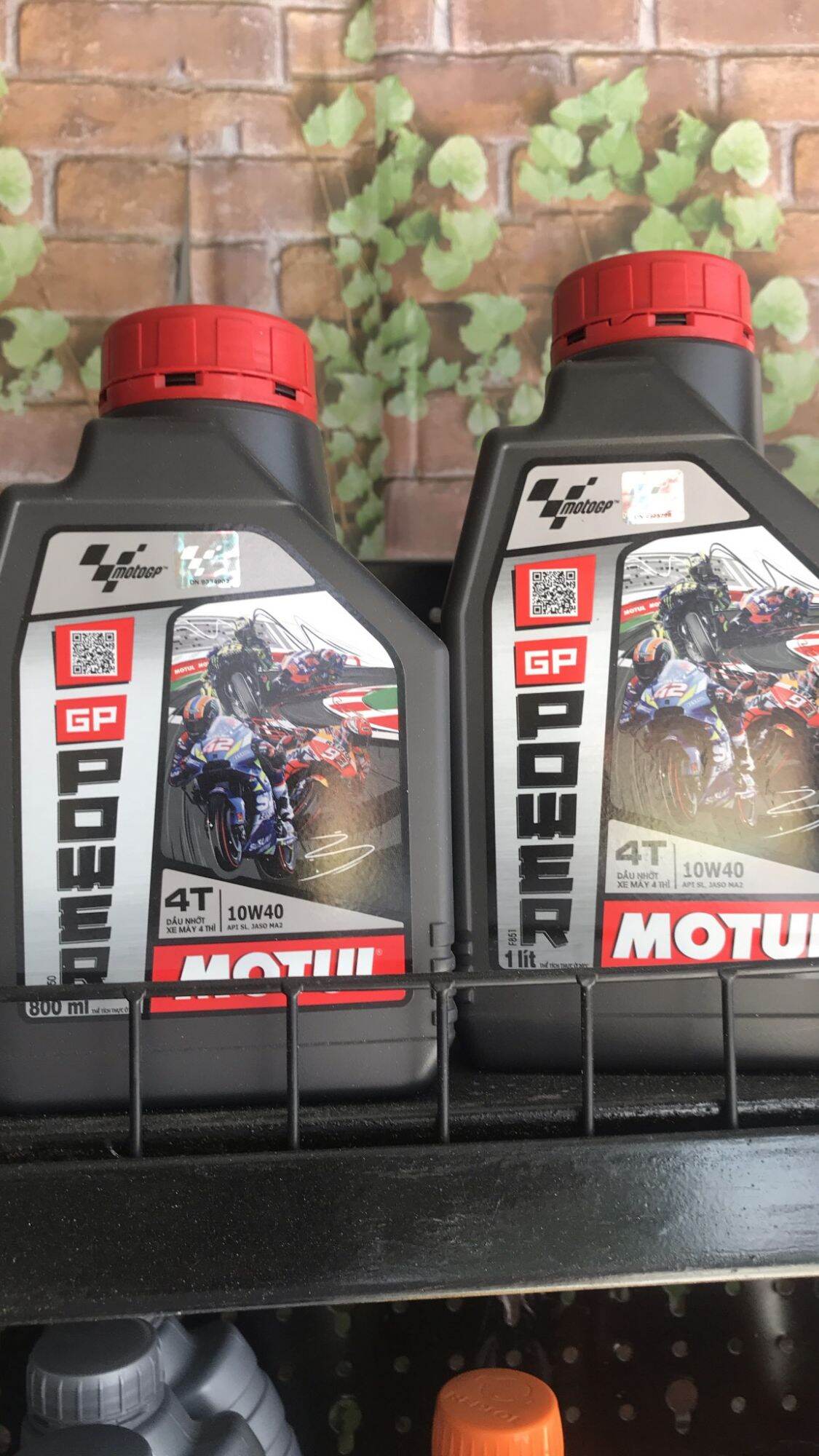 Nhớt Motul Power 10w40 4T 1l