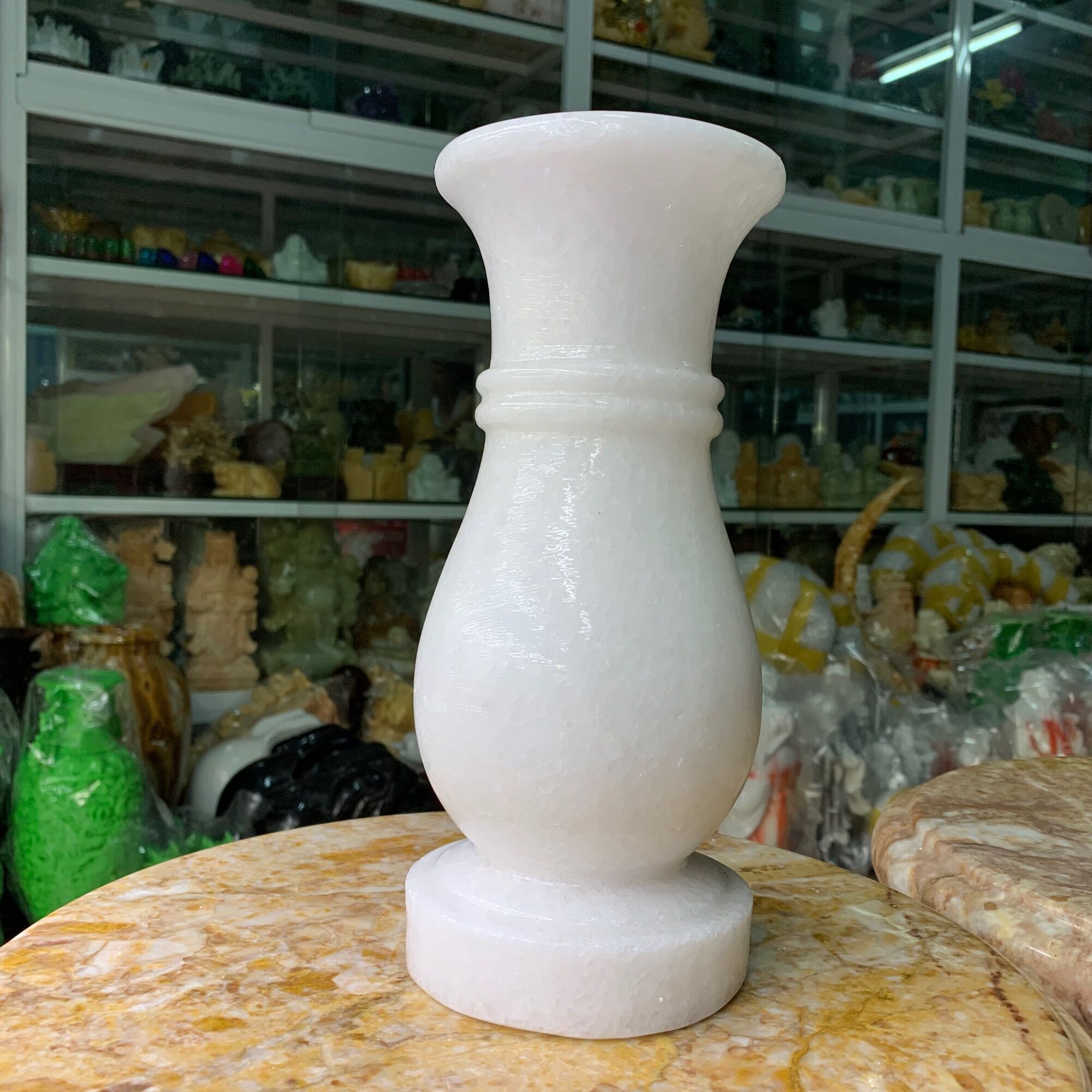Bình Hoa Đá Cẩm Thạch Trắng - cao 25cm