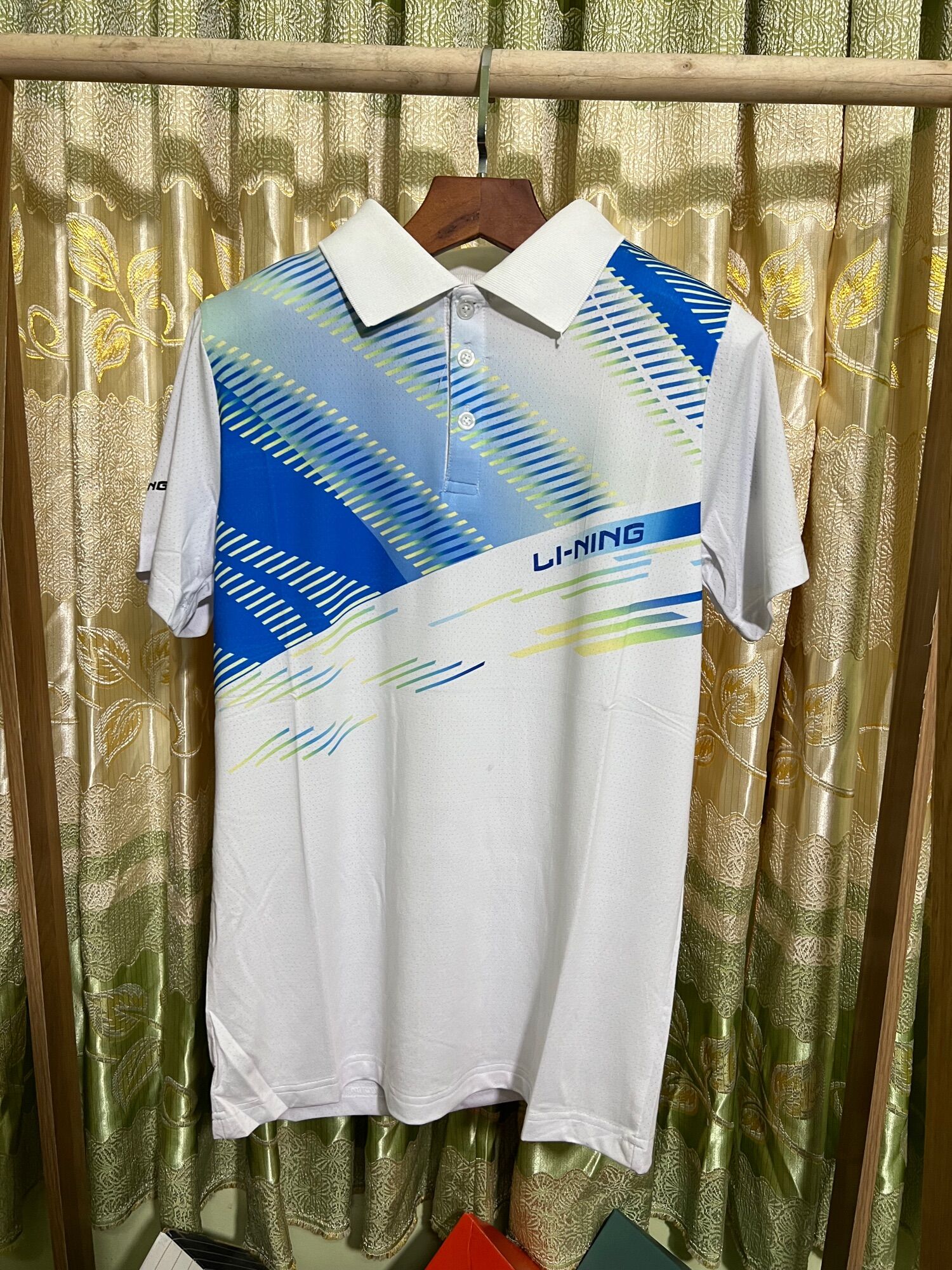 Áo cầu lông lining nam