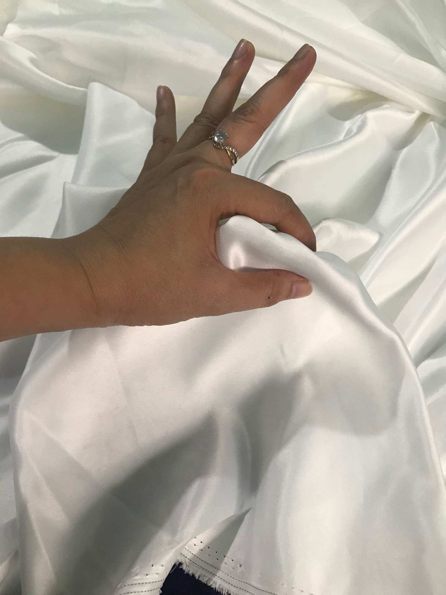 Vải Phi Mờ màu Trắng Gạo