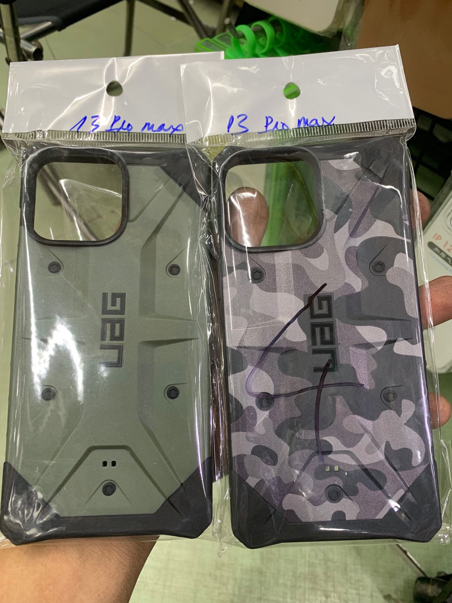 Ốp lưng iPhone 13 Promax dày chống sốc UAG