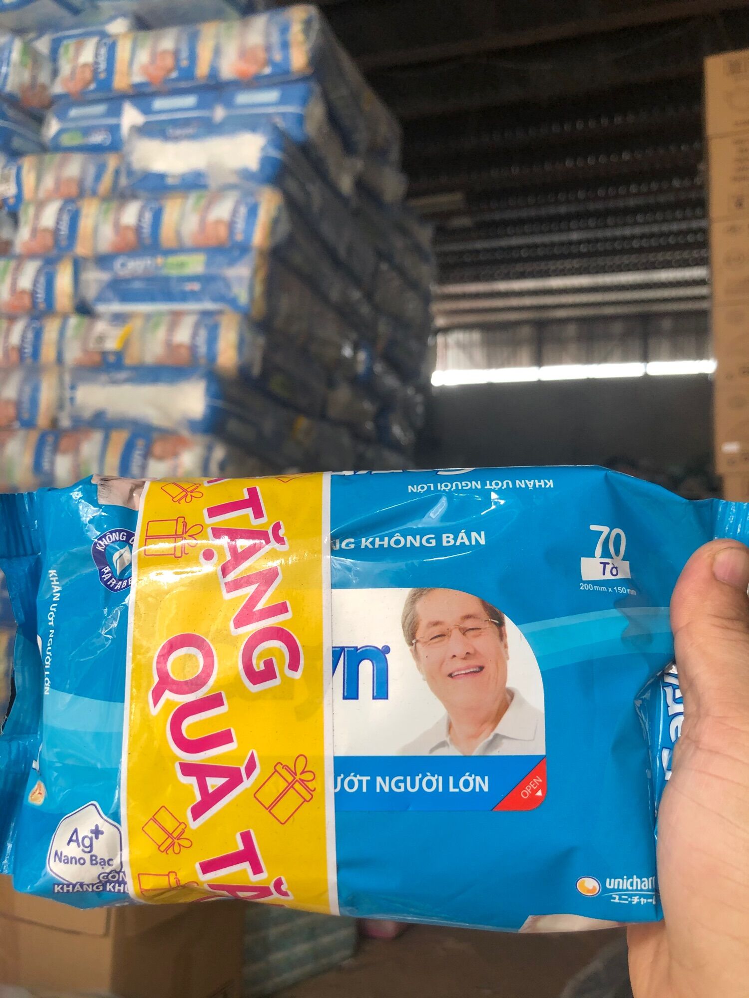 Khăn ướt caryn cho người lớn 70tờ/1 gói