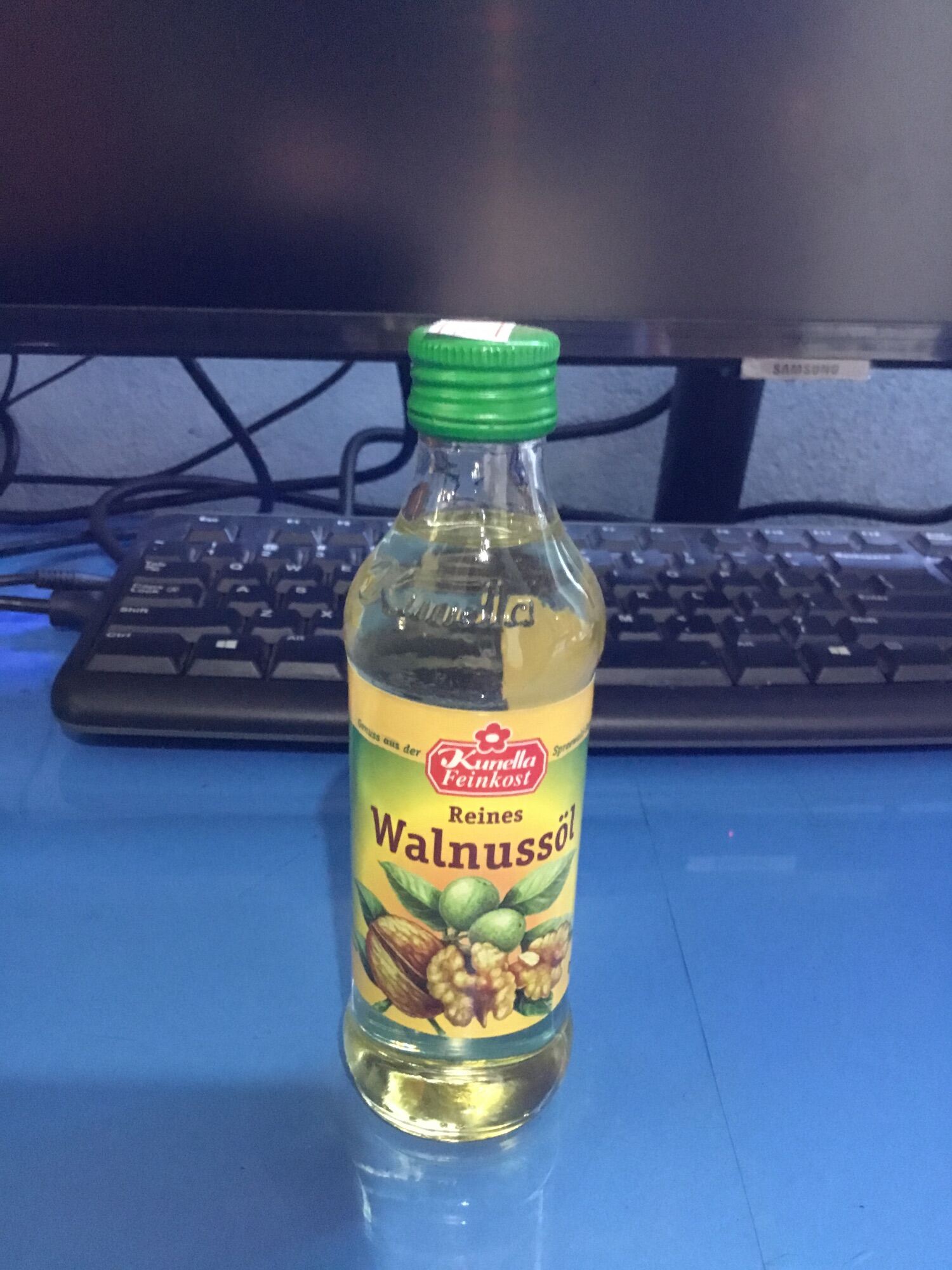 Dầu ăn dặm Óc chó Kubella Đức 100ml - Date 02 2023