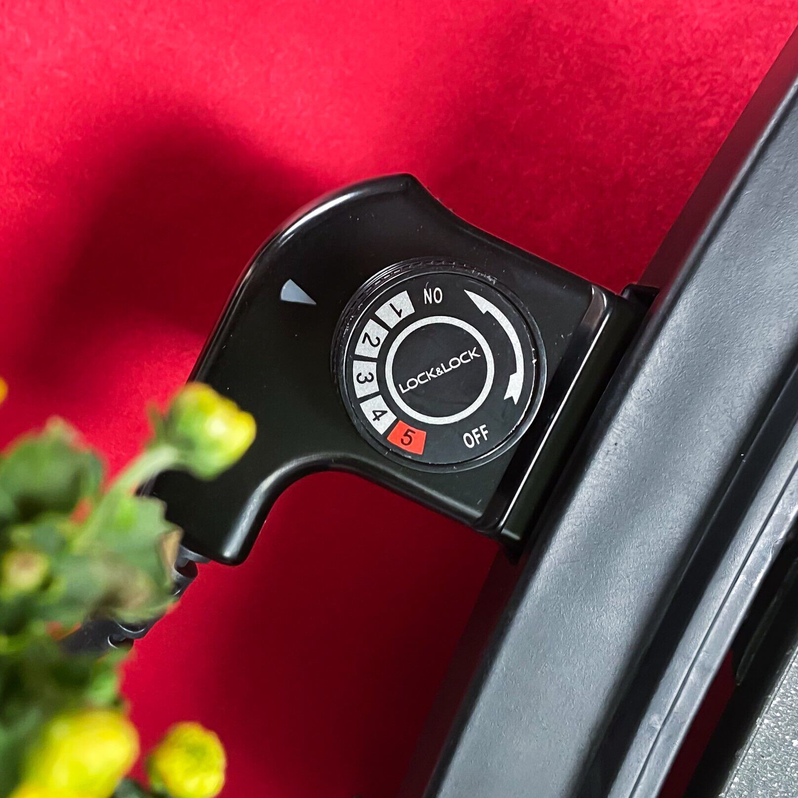[BH 12th] Bếp/ Vỉ nướng điện 1800W Lock&Lock EJG211