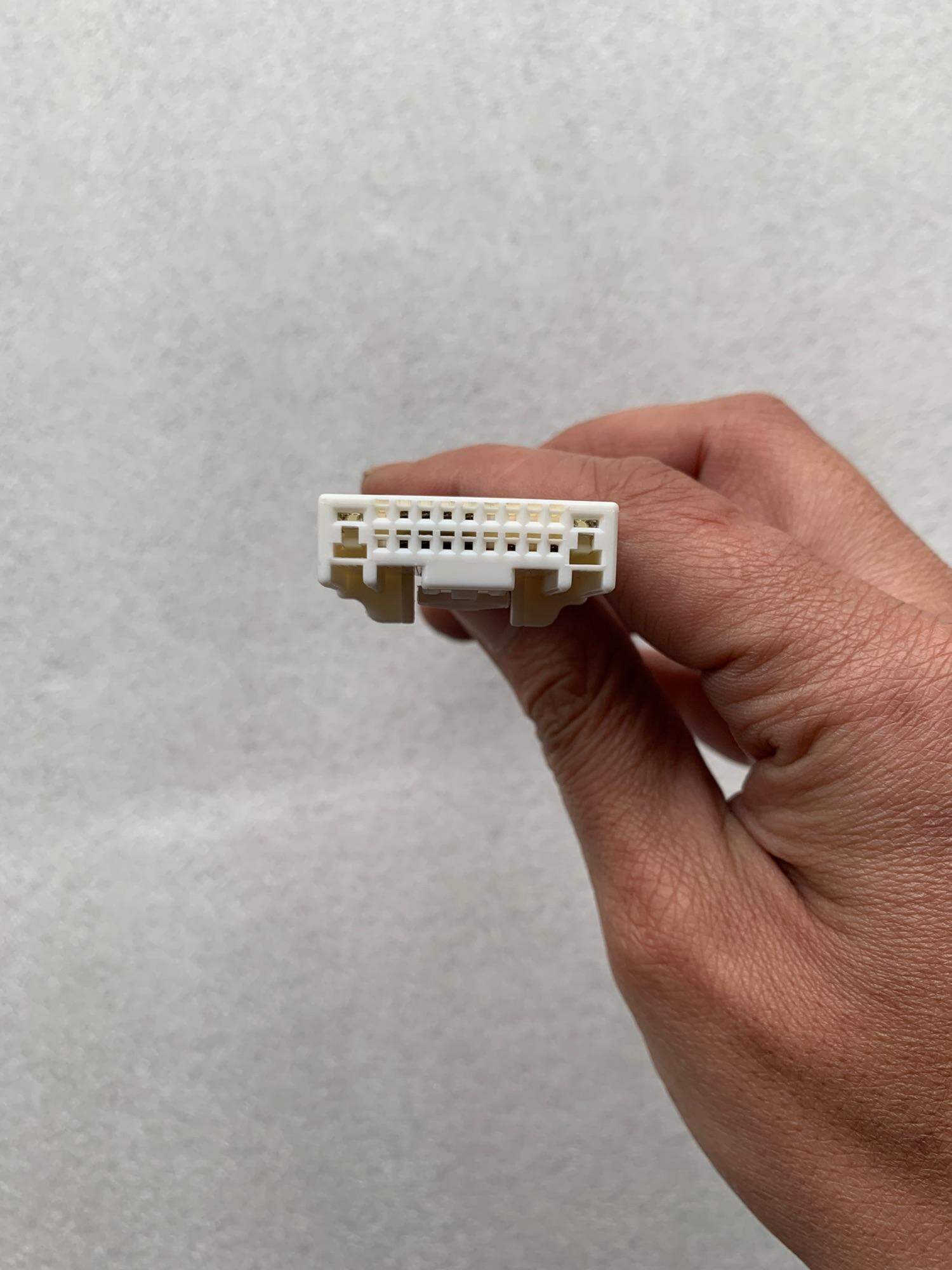 rắc đầu CD ô tô Nissan