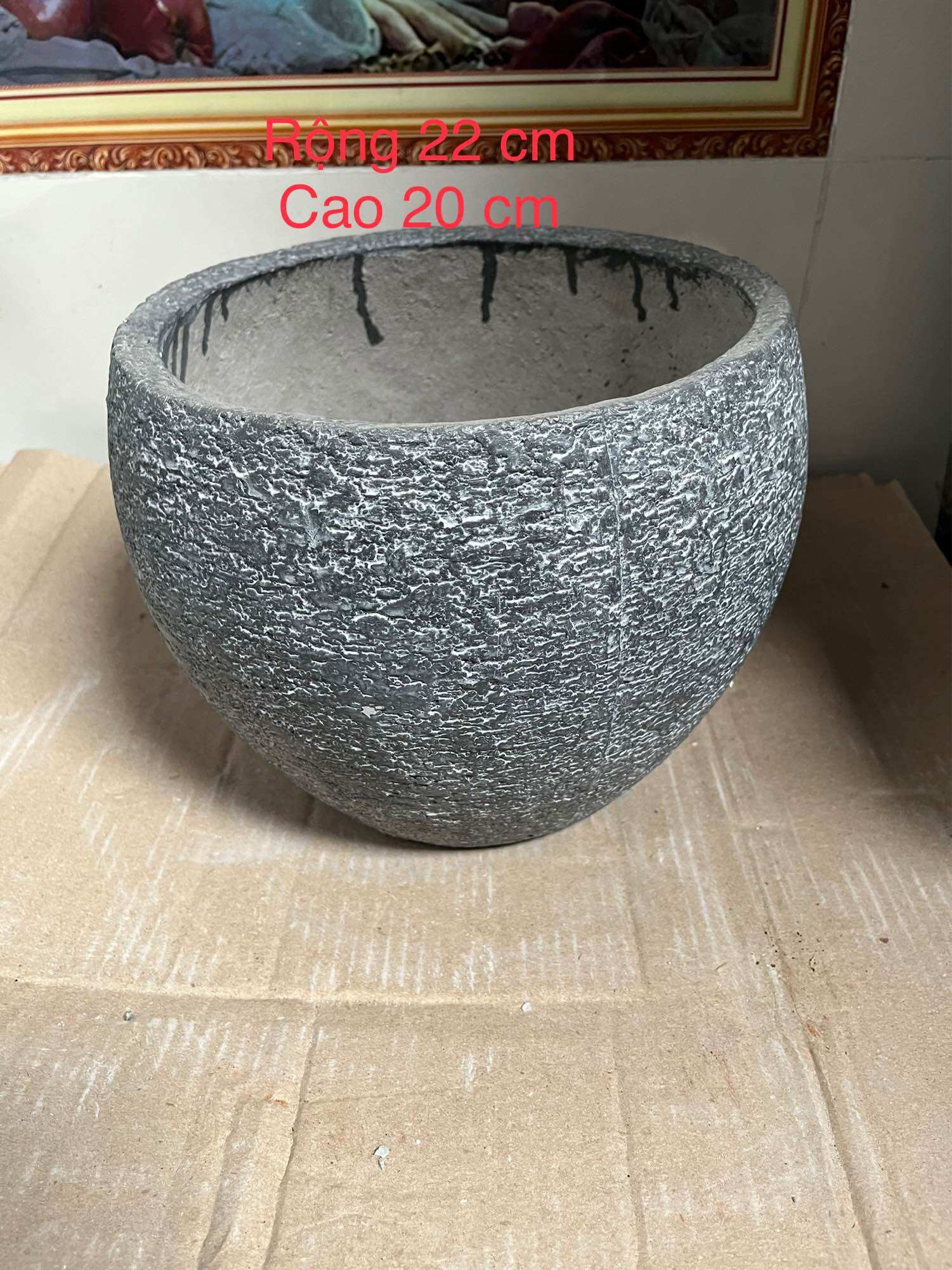 Chậu tròn xi măng nhẹ Vân đá đk rộng 22 cm cao 20 cm