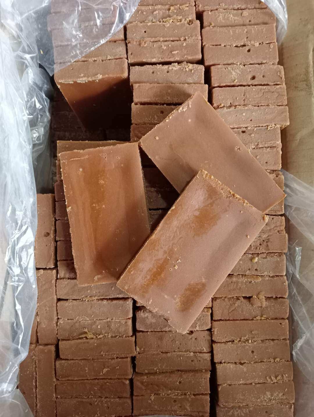 Đường Phên Nguyên chất từ mật mía . Gói 500g