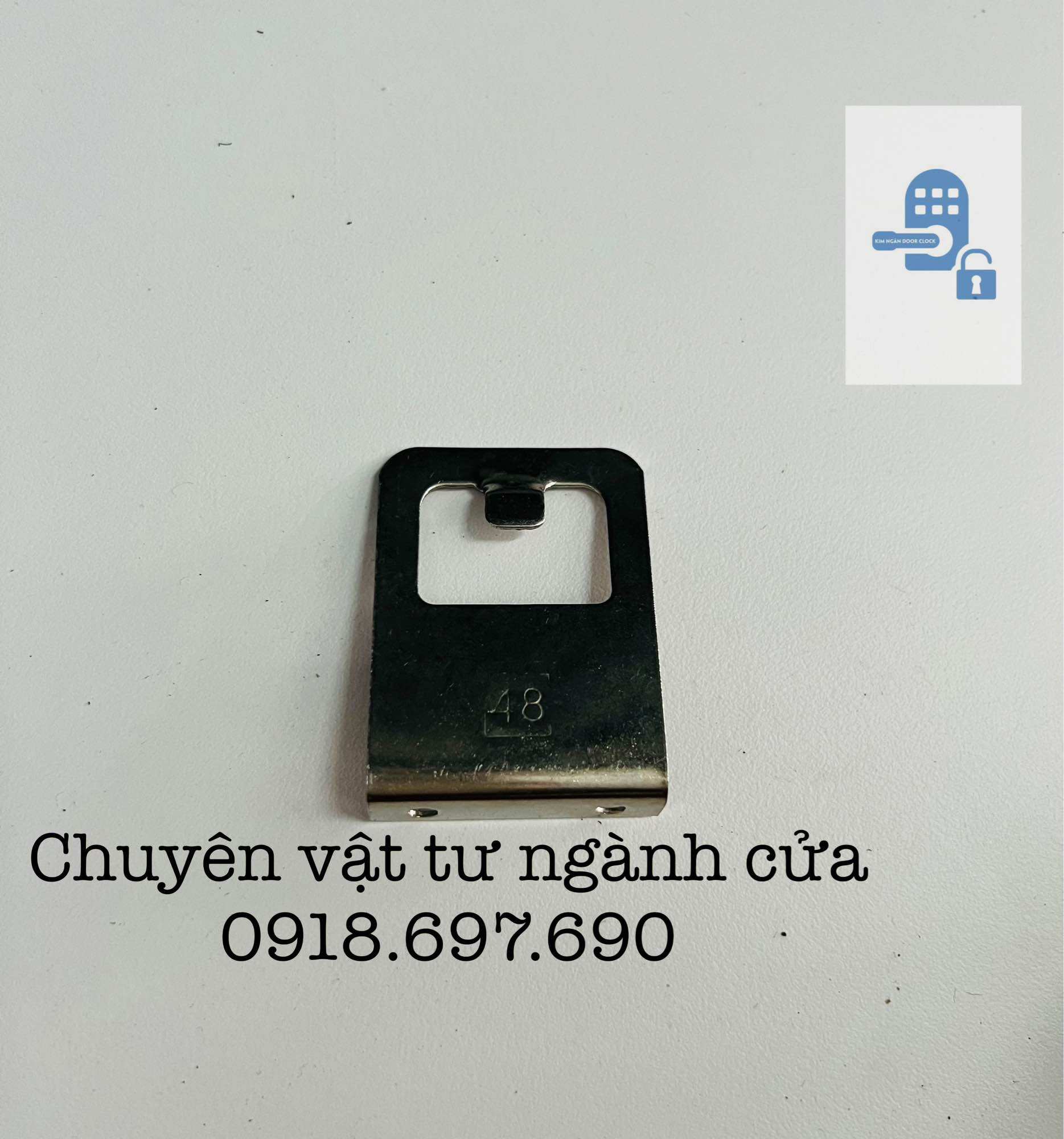 Miệng sò - móc khoá sò cửa sổ lùa
