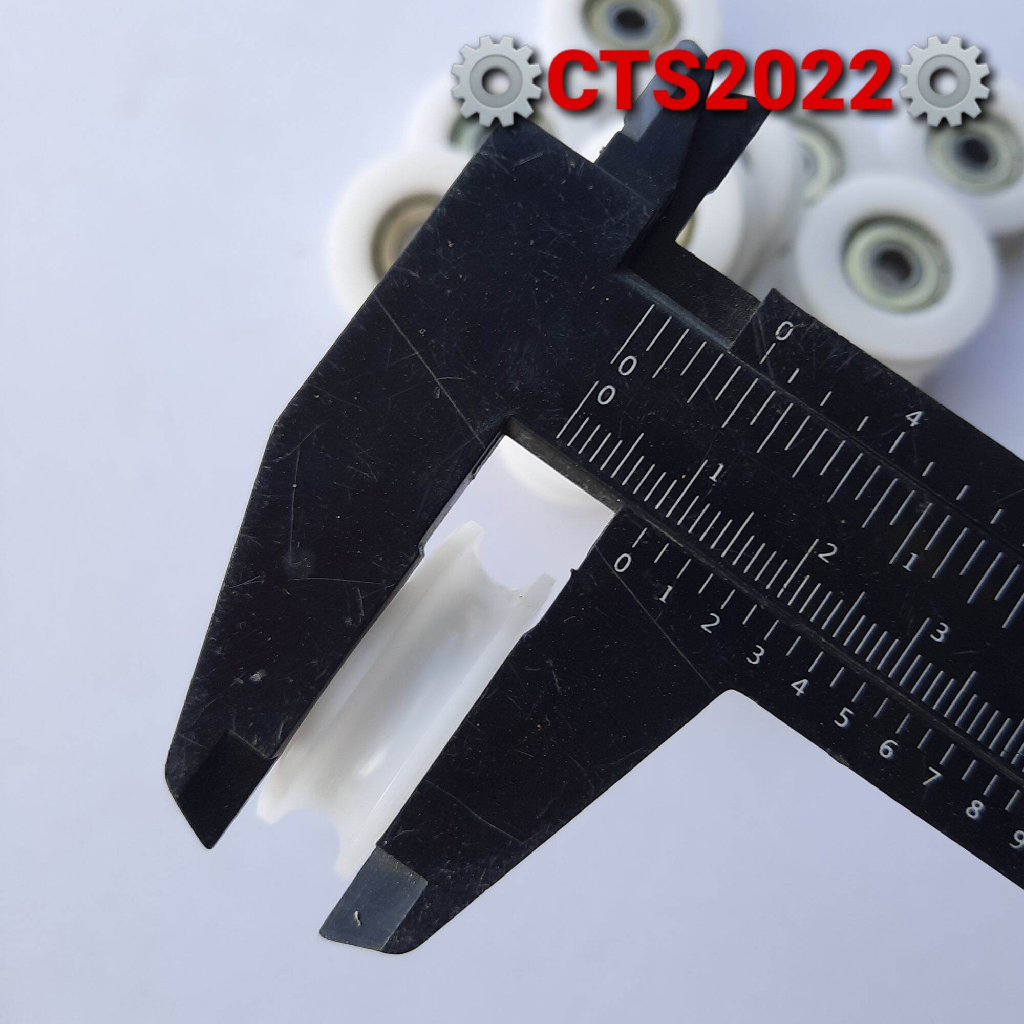 Con lăn nhựa dẫn hướng phi 30mm trục phi 6mm