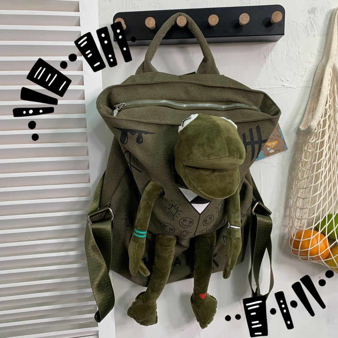 2020 New Style Versatile Backpack Women's Canvas Large Capacity Backpack Graffiti Printed Cute Frog School Bag Fashion