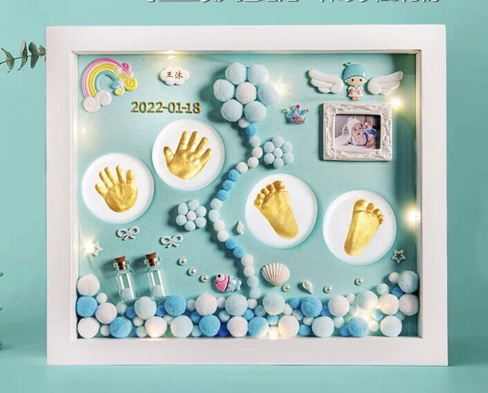 ( In ảnh miễn phí ) Size 33x38 Khung in dấu chân tay Bé