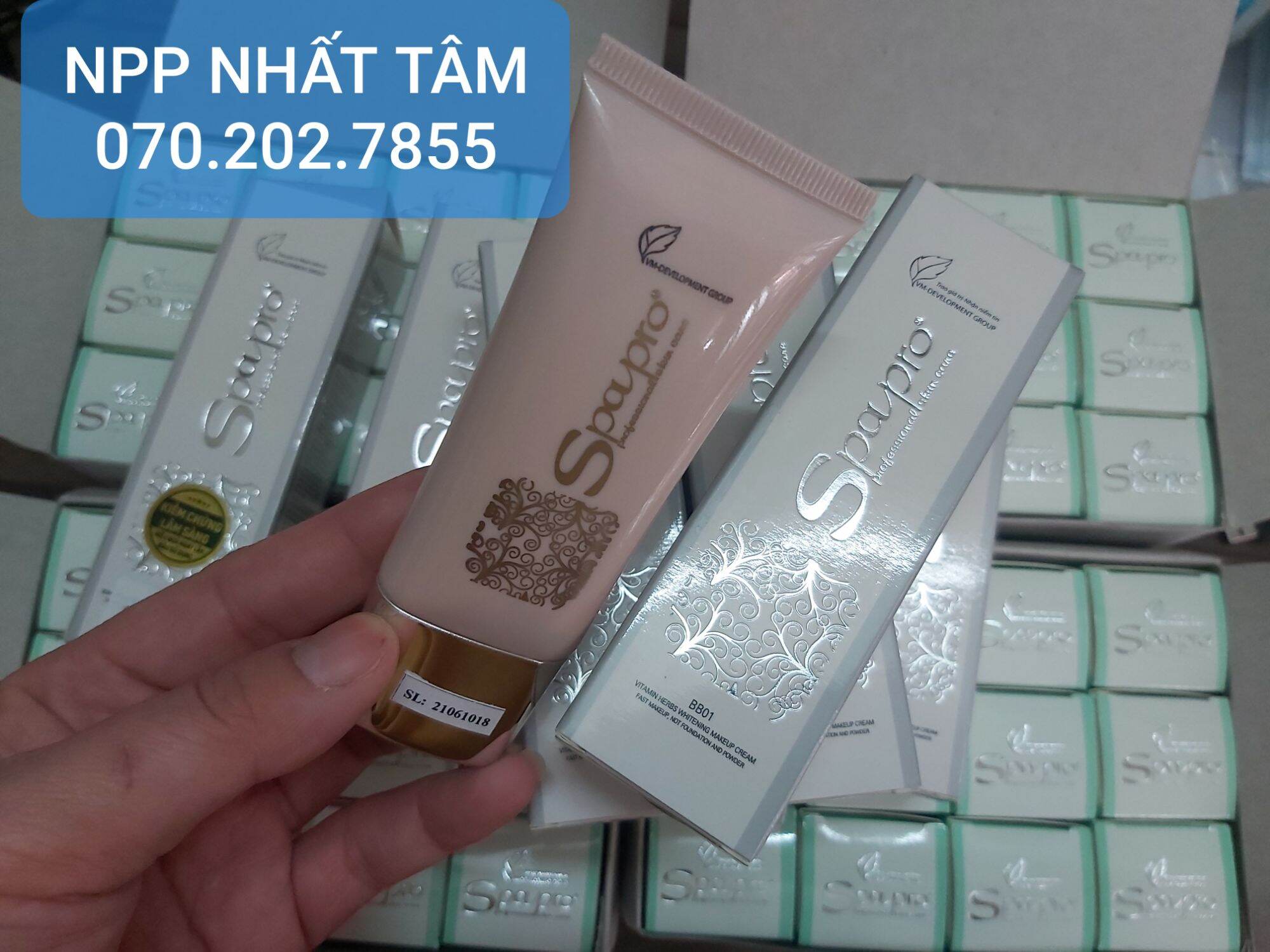 KEM TRANG ĐIỂM LÀM TRẮNG DA BB SPAPRO 40G