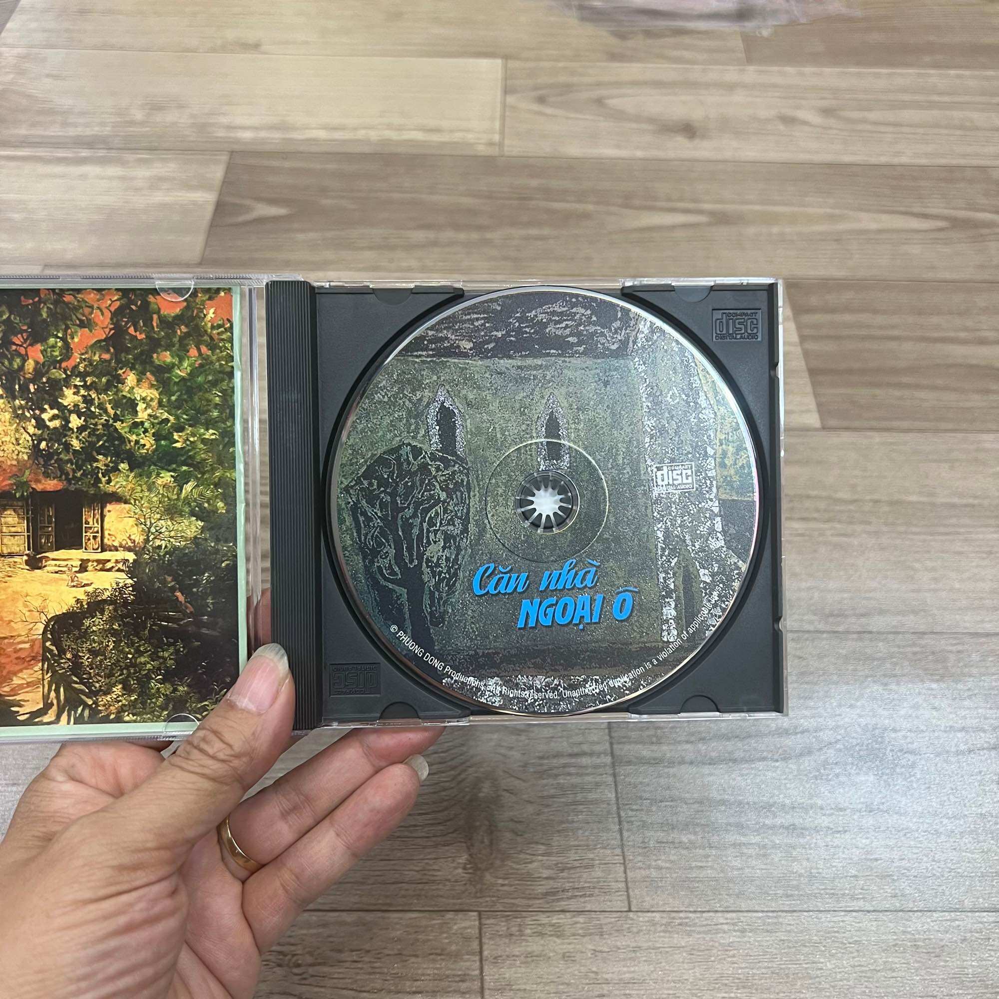 Đĩa CD Guitar cs Minh Đức - Căn nhà ngoại ô