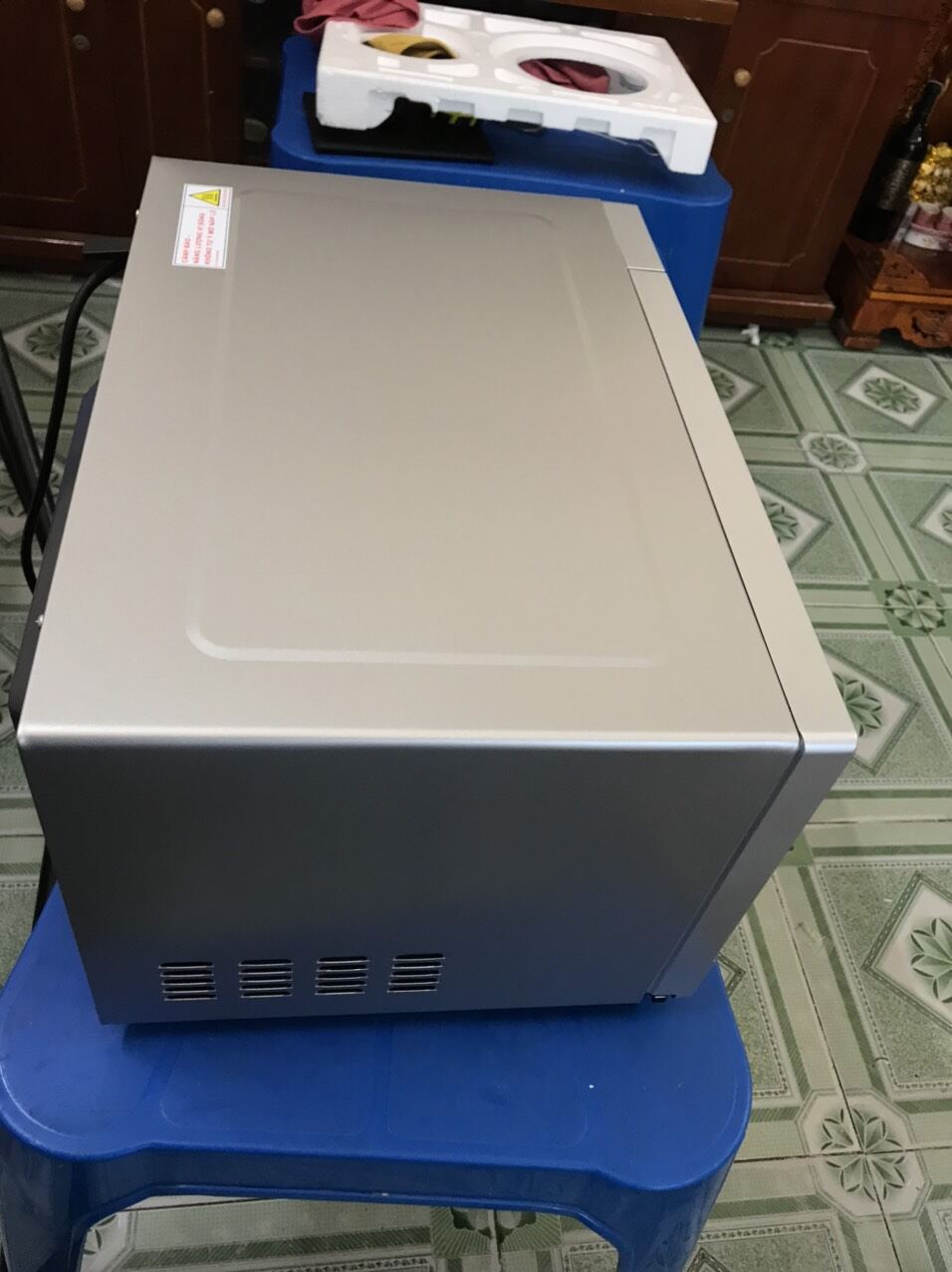 Lò vi sóng có nướng Sharp R-G302VN-S 23 lít