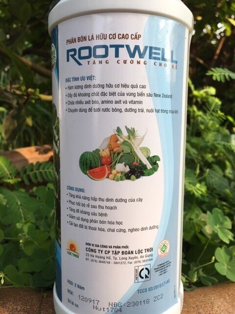 Chai 1 lít phân bón lá Đạm cá ROOWELL