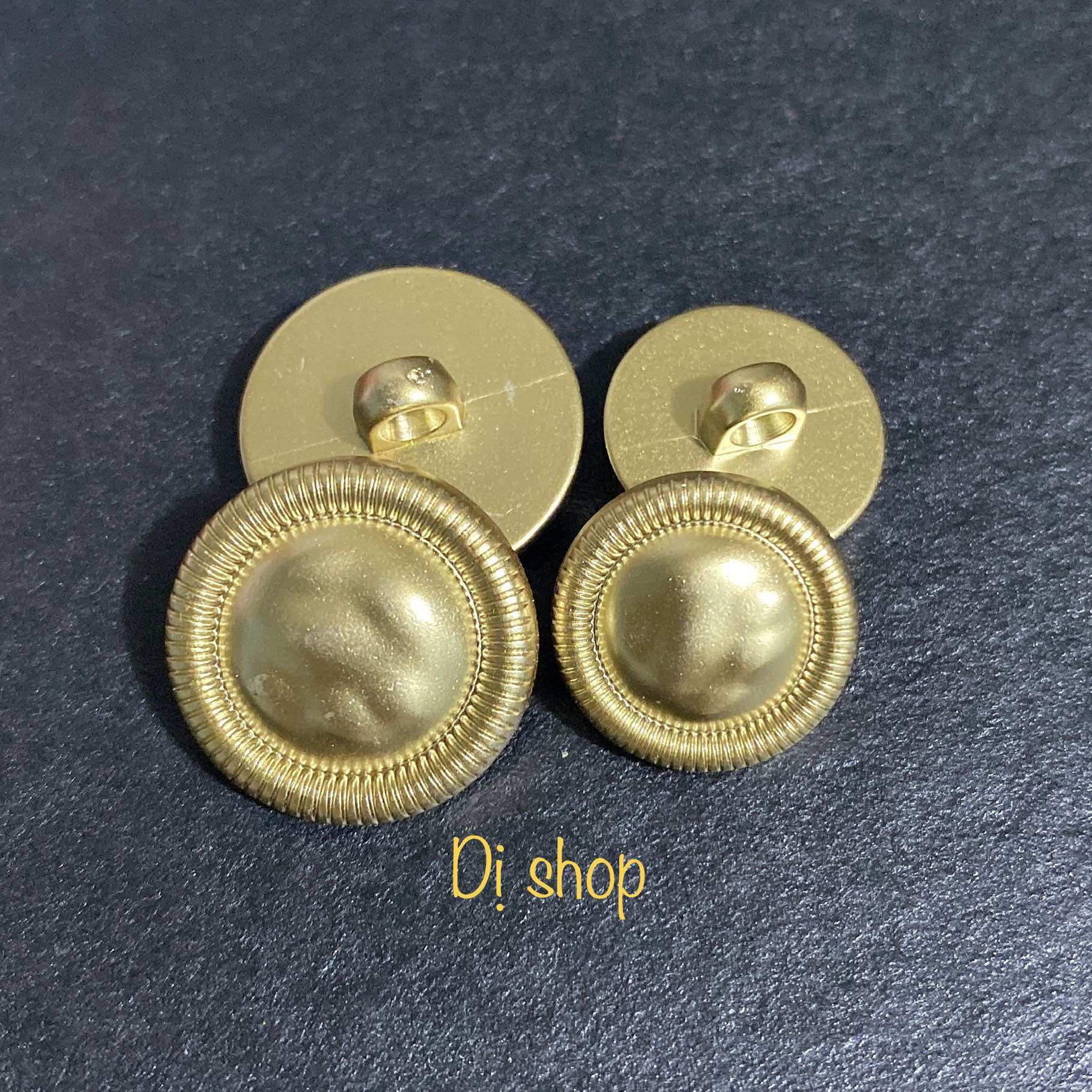 Set 5 NÚT NHỰA GIẢ ĐỒNG SIZE 2.1cm ( thẻ bài)