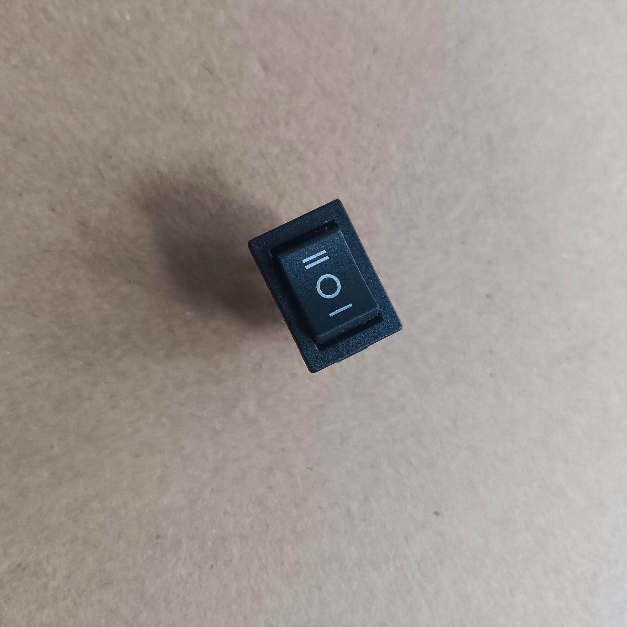 Công tắc ON/OFF/ON dùng cho Bi cầu mini 6A