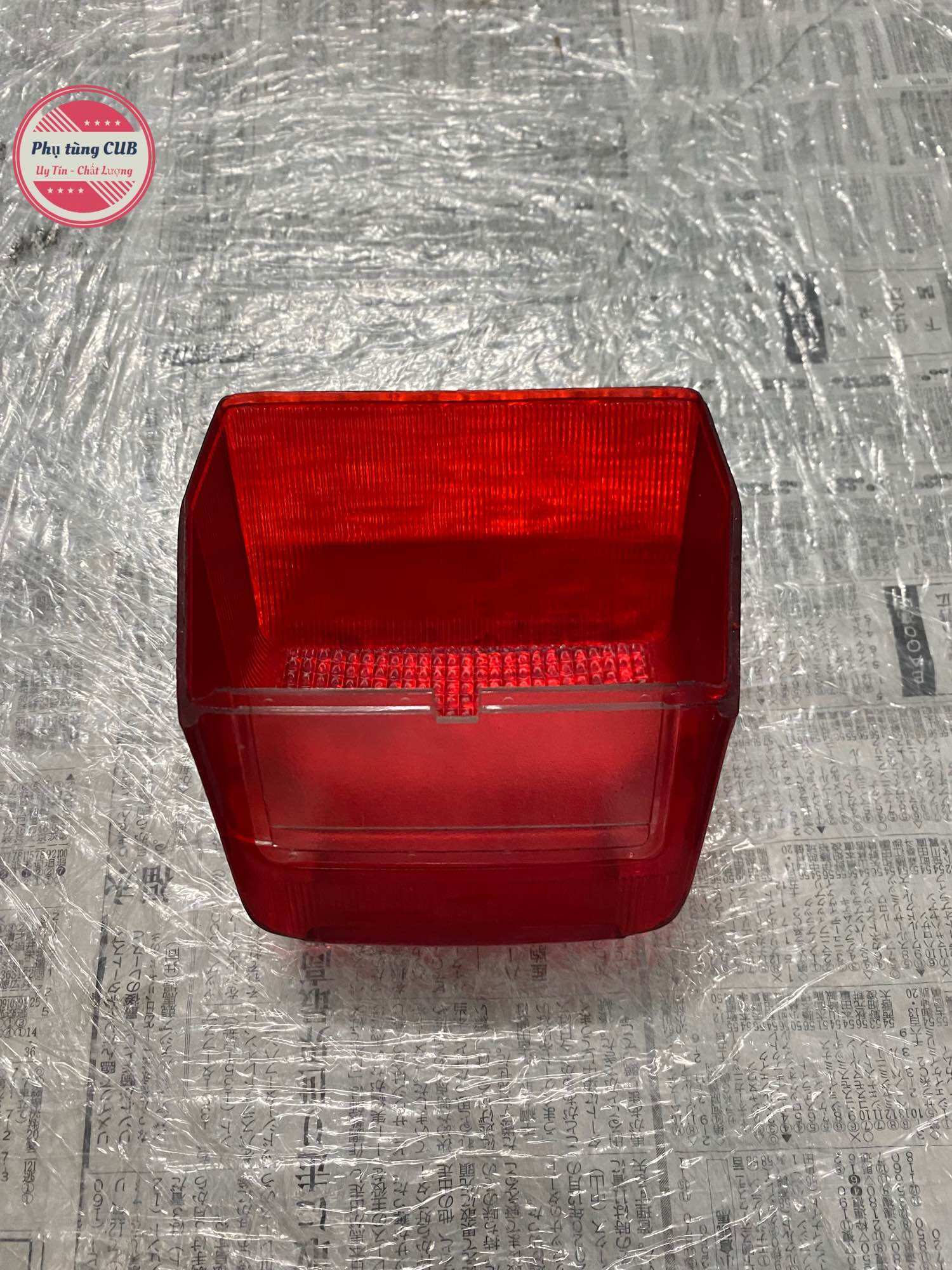 Chụp đèn hậu xe cub 82-84-DD hàng Thái ( có đóng Japan như zin )