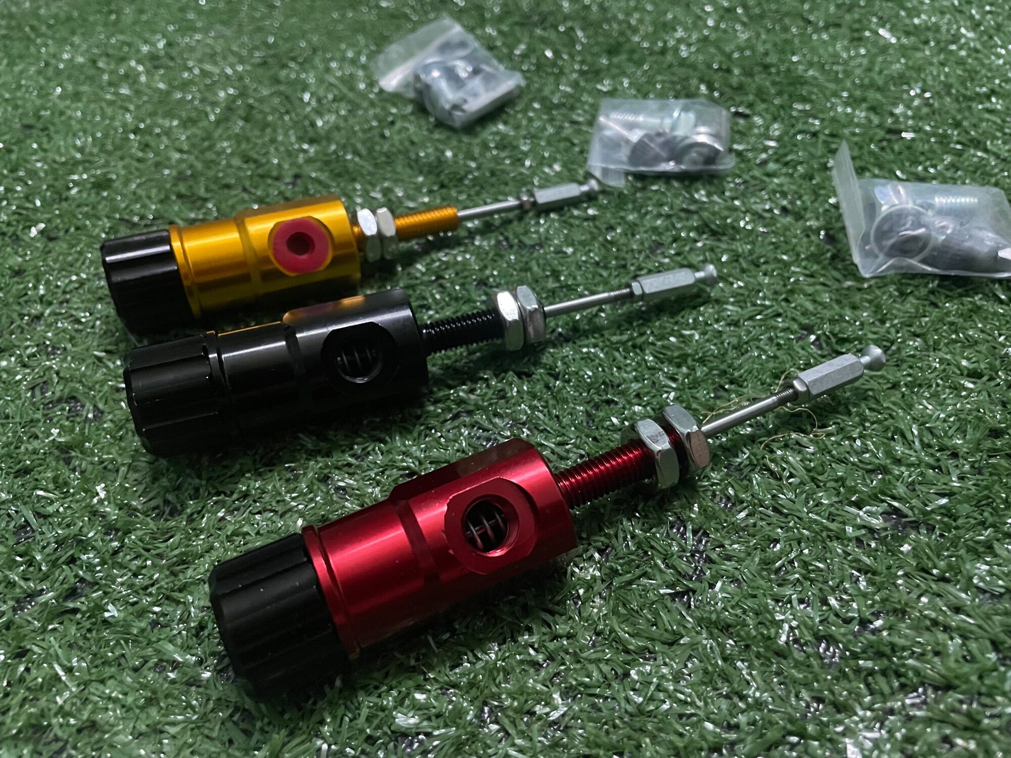 Ti Ben Côn Dầu Thần Đèn adelin