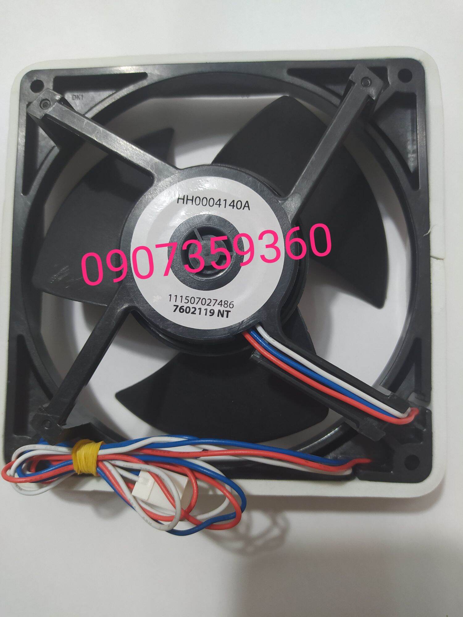 Quạt tủ lạnh hitachi chính hãng dc 12v 12.5x12.5cm 3 dây