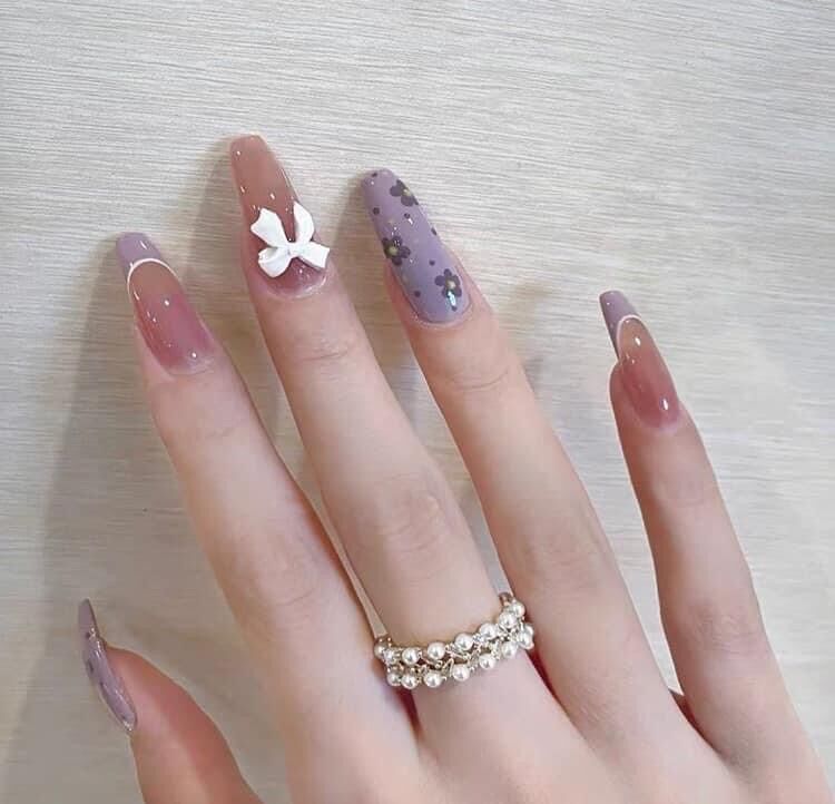 Nailbox thiết kế theo yêu cầu.Mẫu nail trung nhẹ nhàng