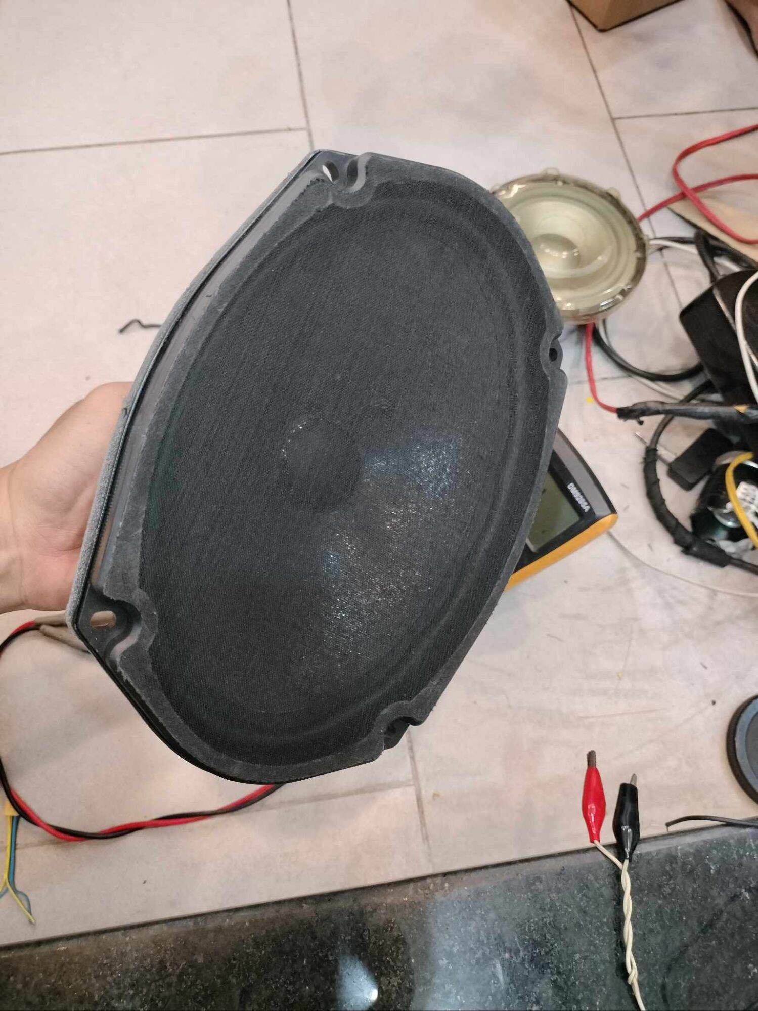 Loa bầu dục hãng Alpine bãi tháo xe oto 16x24cm ( GIÁ 1 CÁI)