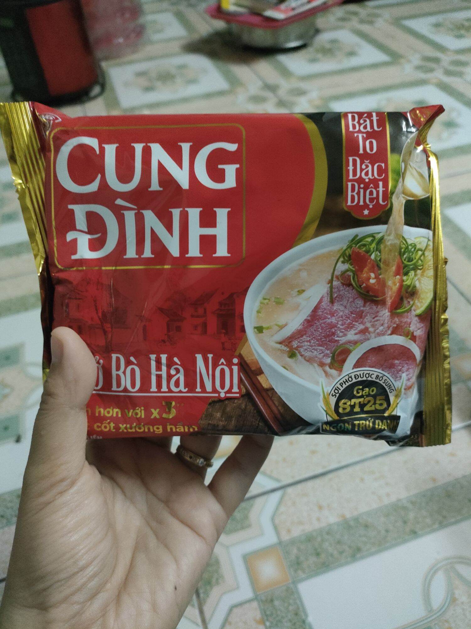 Thùng 30 gói Phở Bò Cung Đình Hà Nội 76g