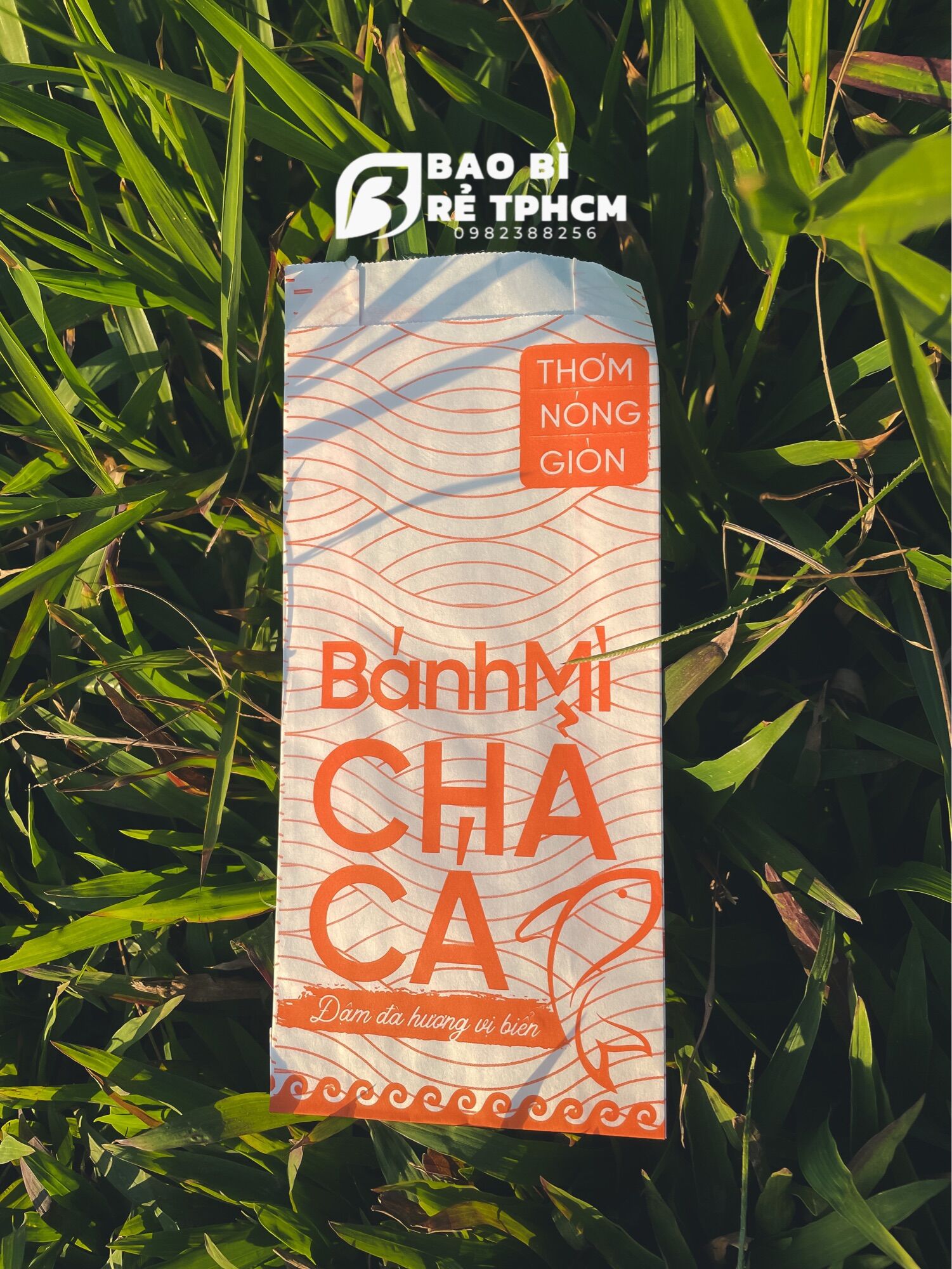 Túi Giấy Đựng Bánh Mì Chả Cá Cam 500 Túi