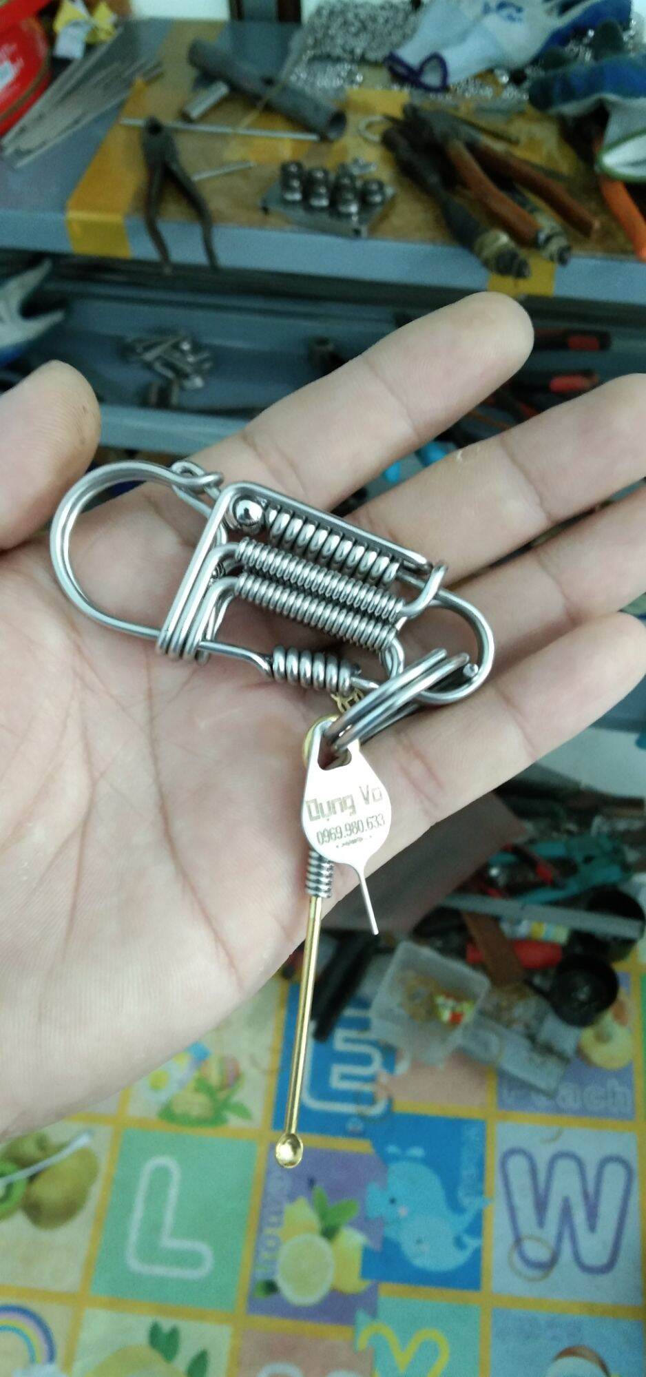 Móc khóa thủ công