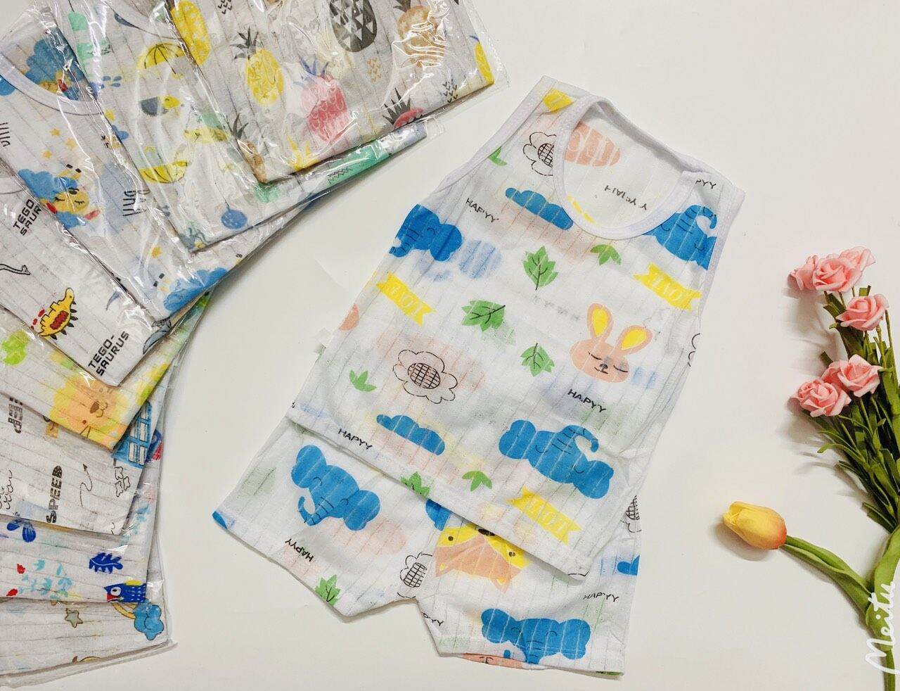 4 bộ cotton giấy ba lỗ cho bé size từ 5-7kg