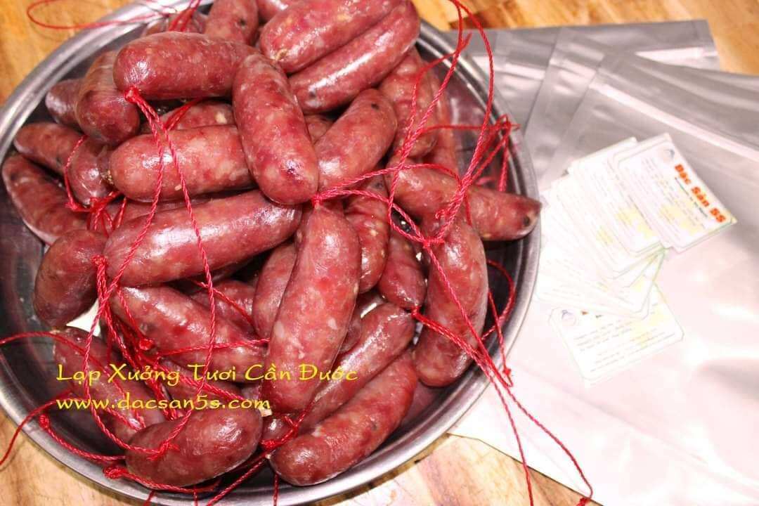 Lạp xưởng tươi cần đước Đặc Sản 5S