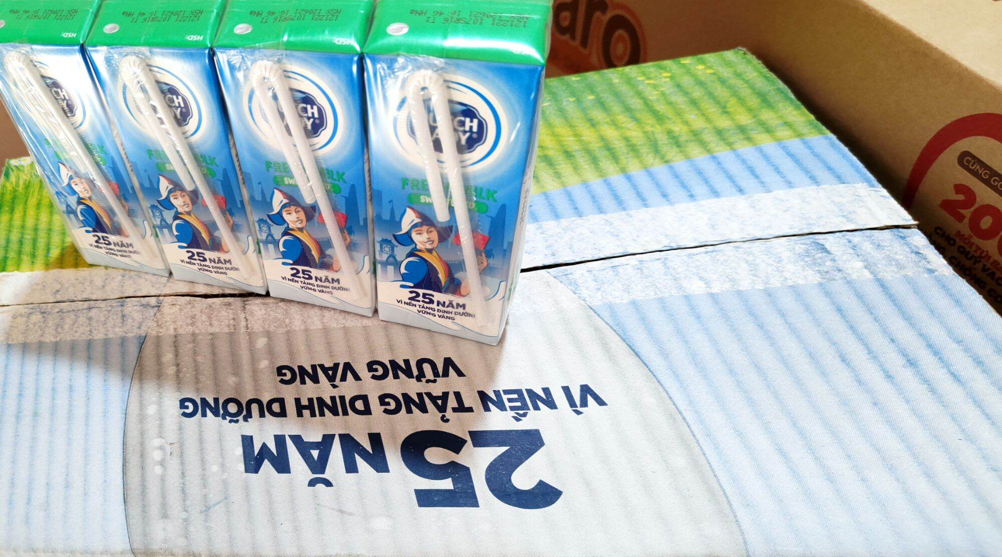 Sữa cô gái hà lan hộp