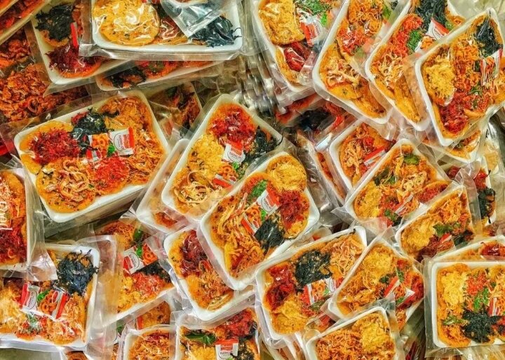 Cơm Cháy Chiên Mắm Mix 6 Vị Full topping