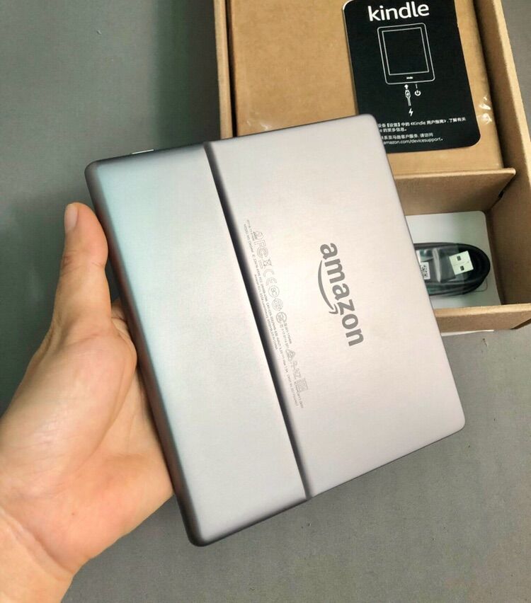 Máy đọc sách Kindle Oasis 2 - 8Gb like new 99%