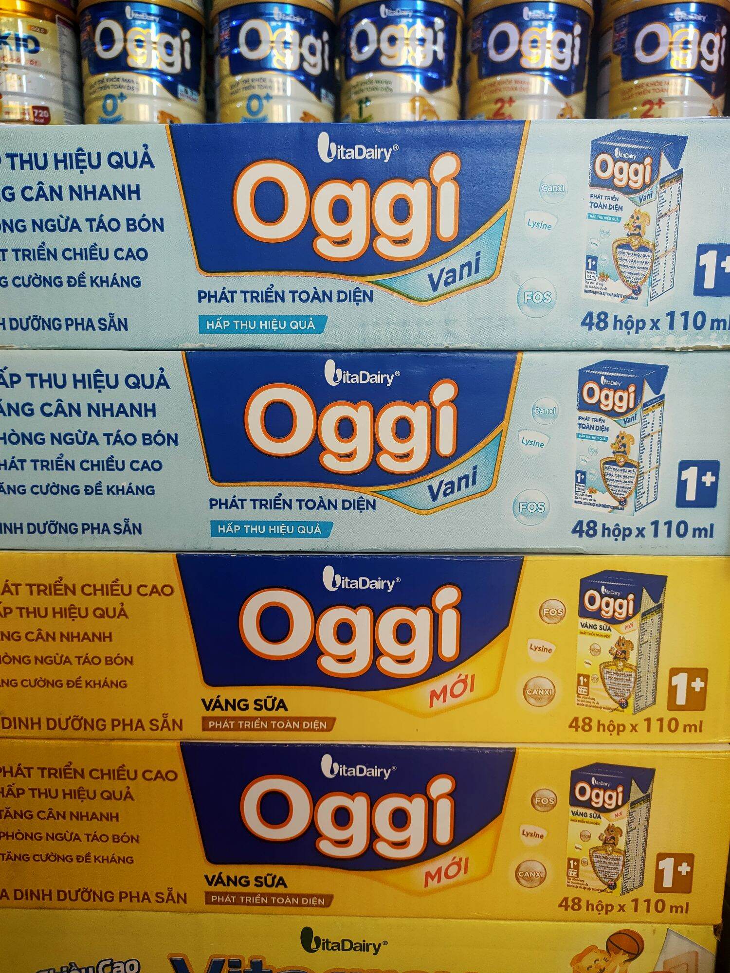 Thùng sữa pha sẵn Oggi ván sữa, vani hộp 110ml ( 48 hộp x 110ml)
