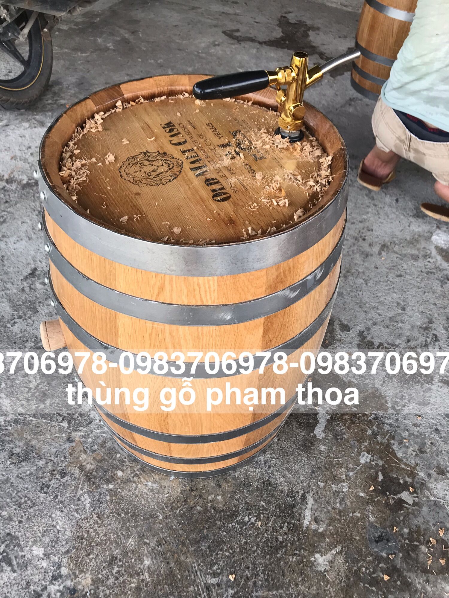 Thùng ngâm ủ rượu gỗ sồi đỏ 20lit