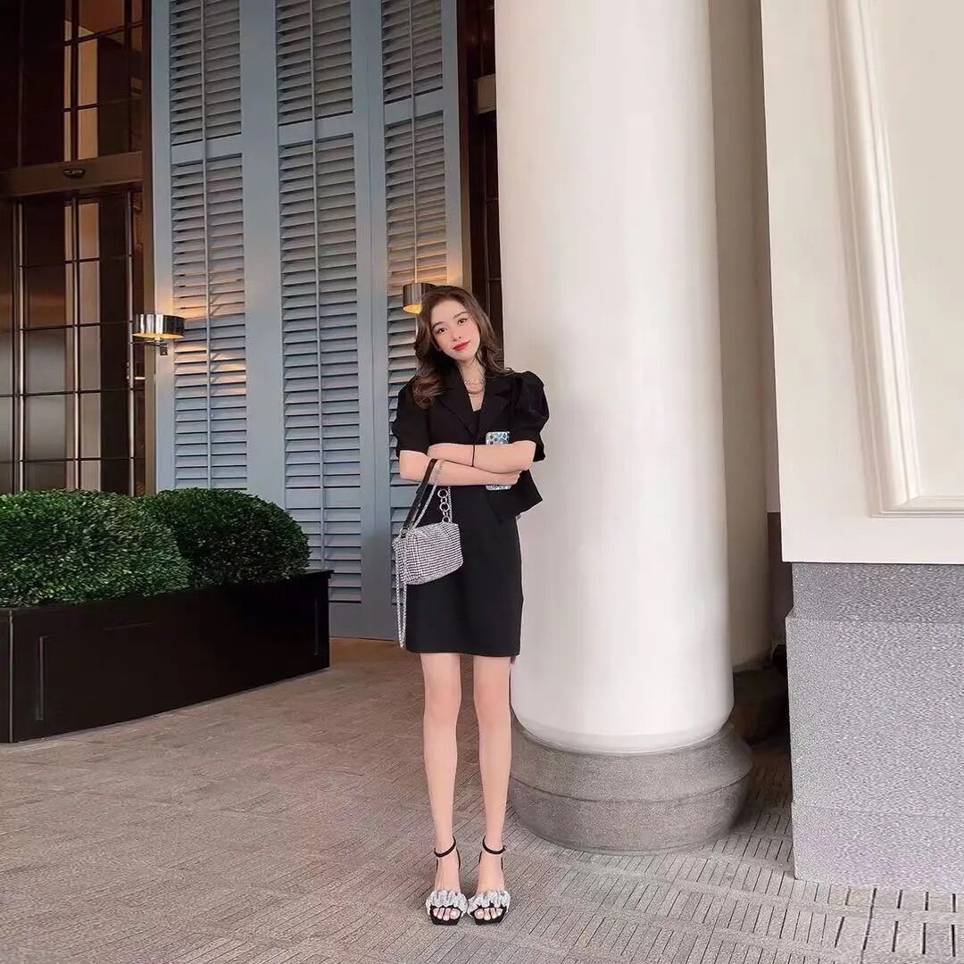 Giày cao gót đính đá