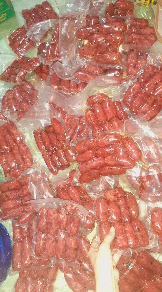 lạp xưởng tươi cai lậy