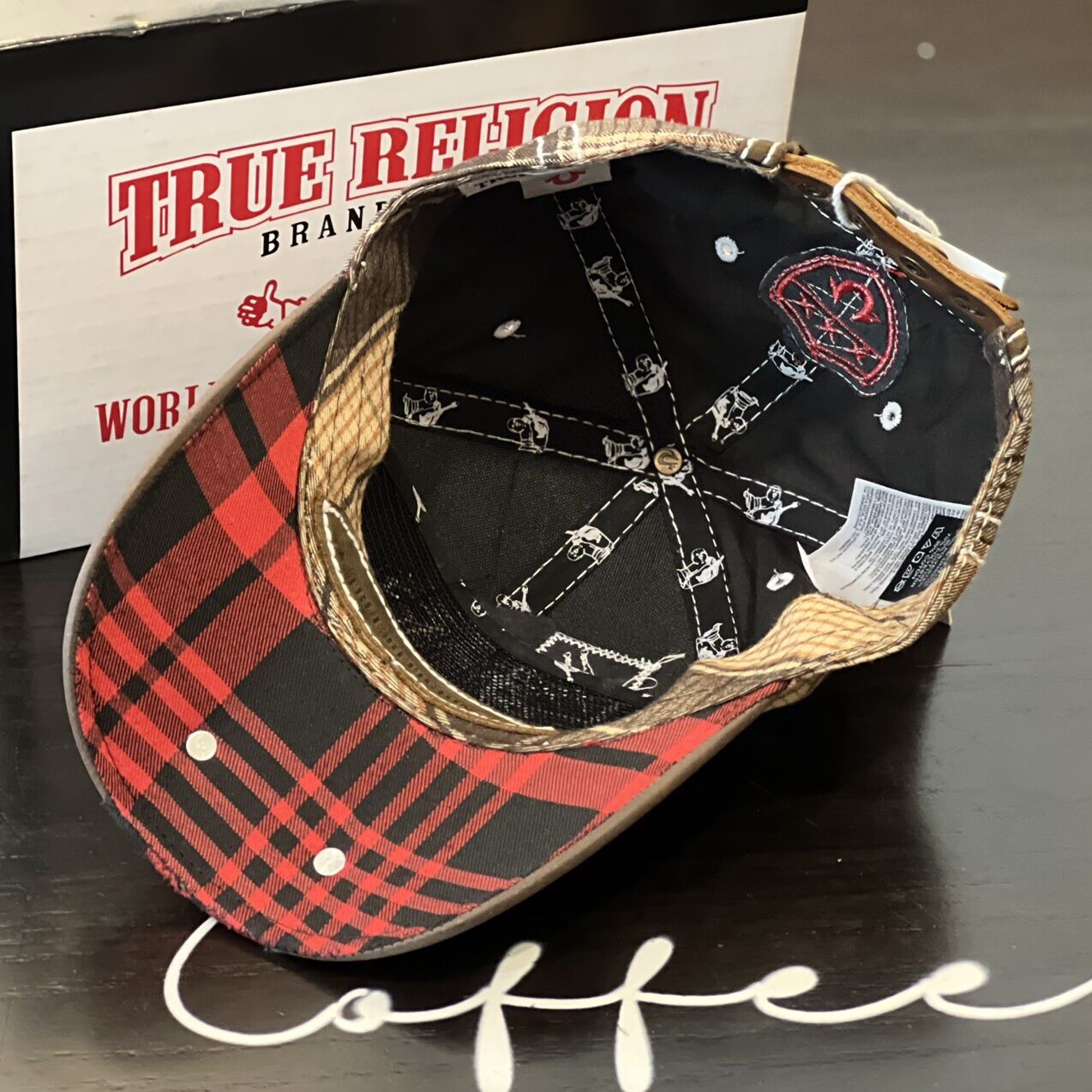 Nón kết/Mũ lưỡi trai Truereligion Địa U