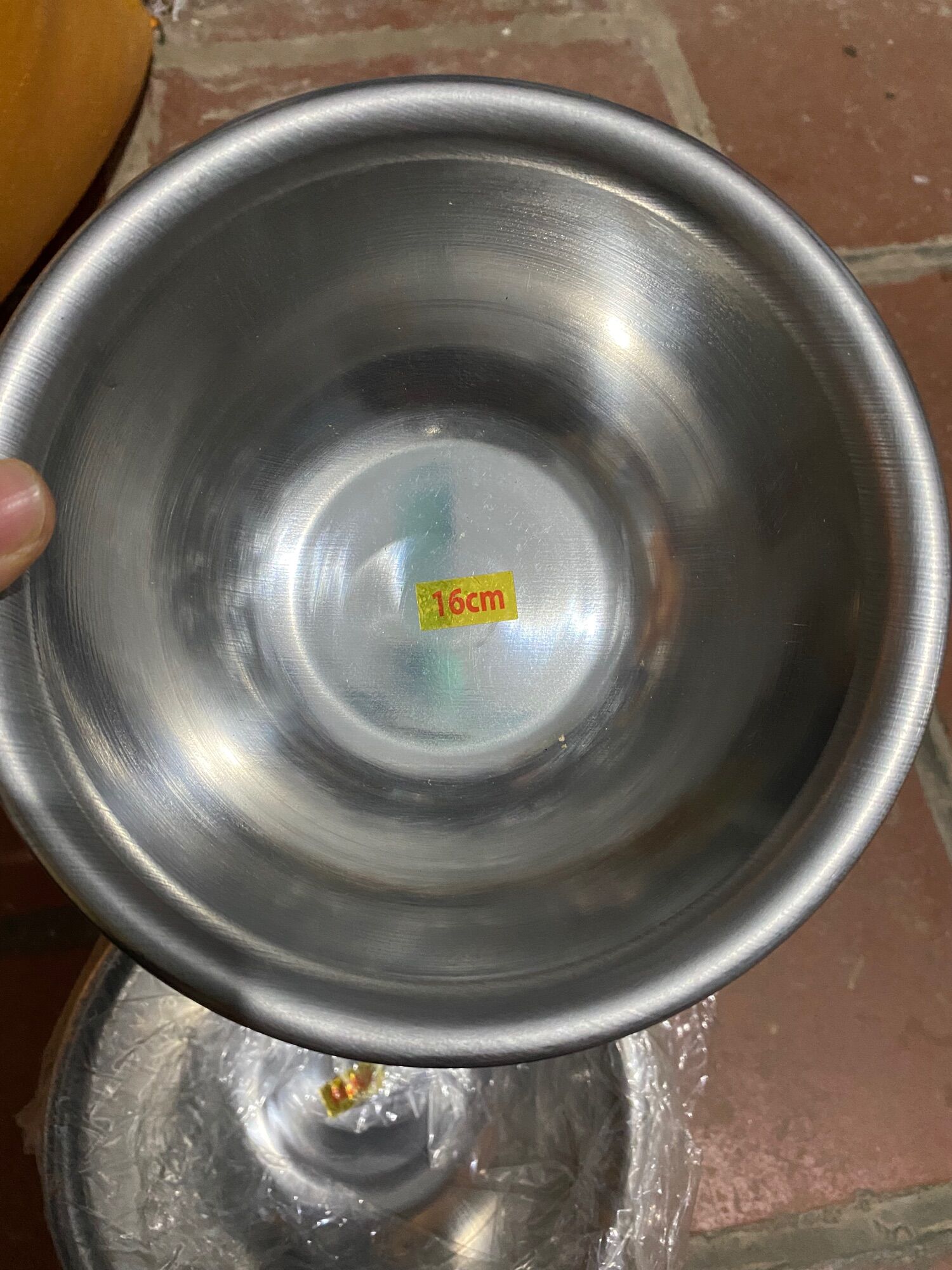 Bát inox bền đẹp kích thước 16cm, 18cm