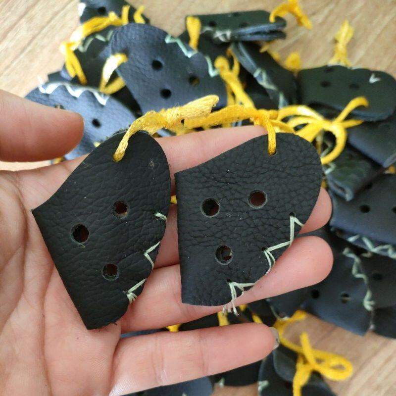 Bịt mỏ gà chọi