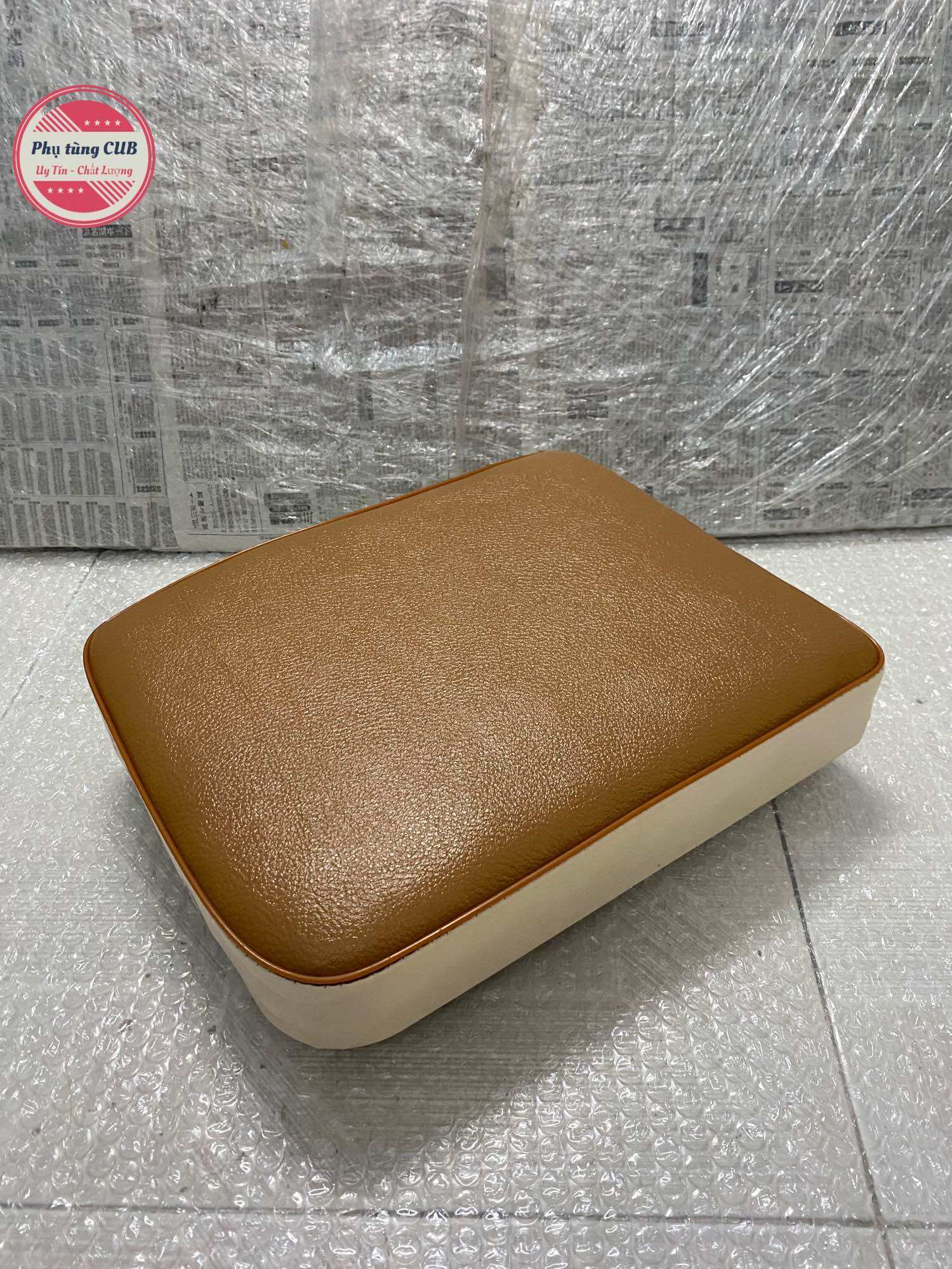 Bộ yên đôi cho xe cub 78/50 màu bò kem