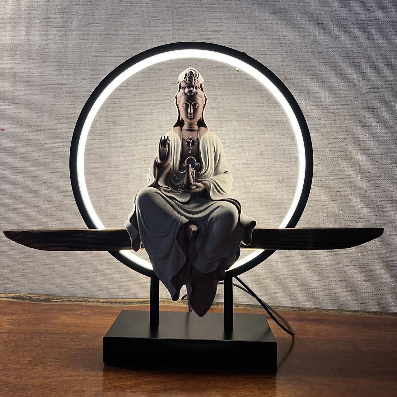 [HCM]Tượng Quán Âm Bồ Tát và khung đèn Led